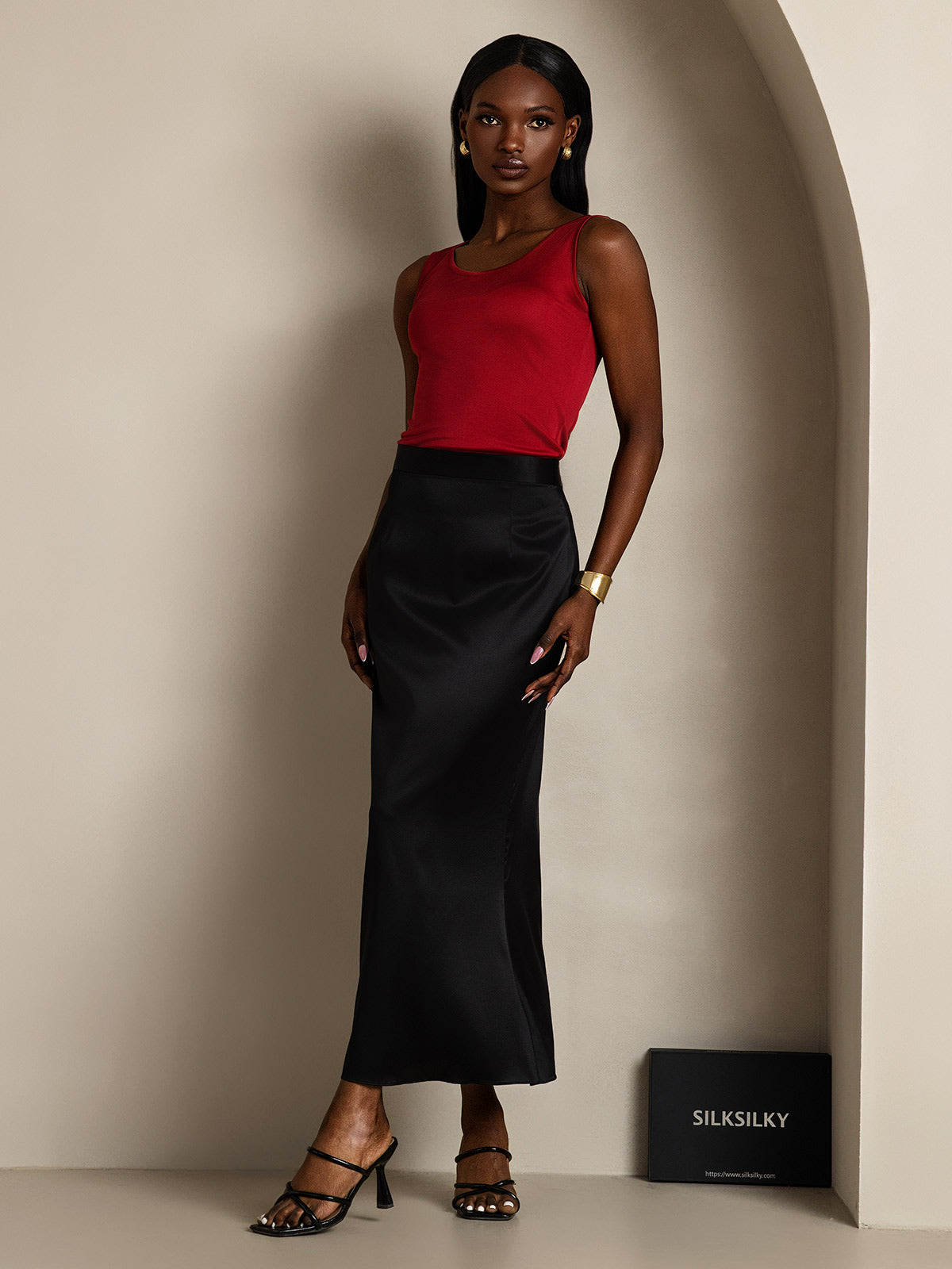 [Wine] SilkSilky-CA Silk Knitted Sleeveless Round Neck Women's T-Shirt 007