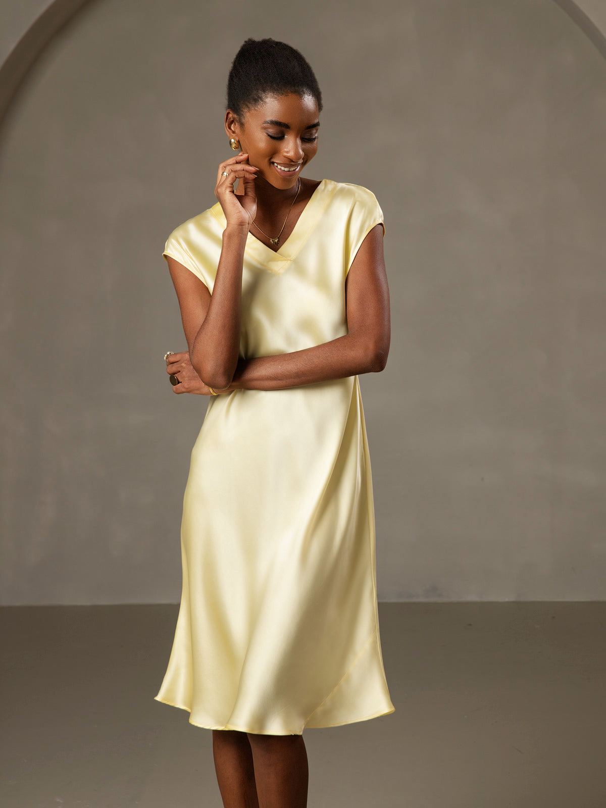 [Yellow] SilkSilky-CA Pure Silk Sleeveless V Neck Nightgown 001