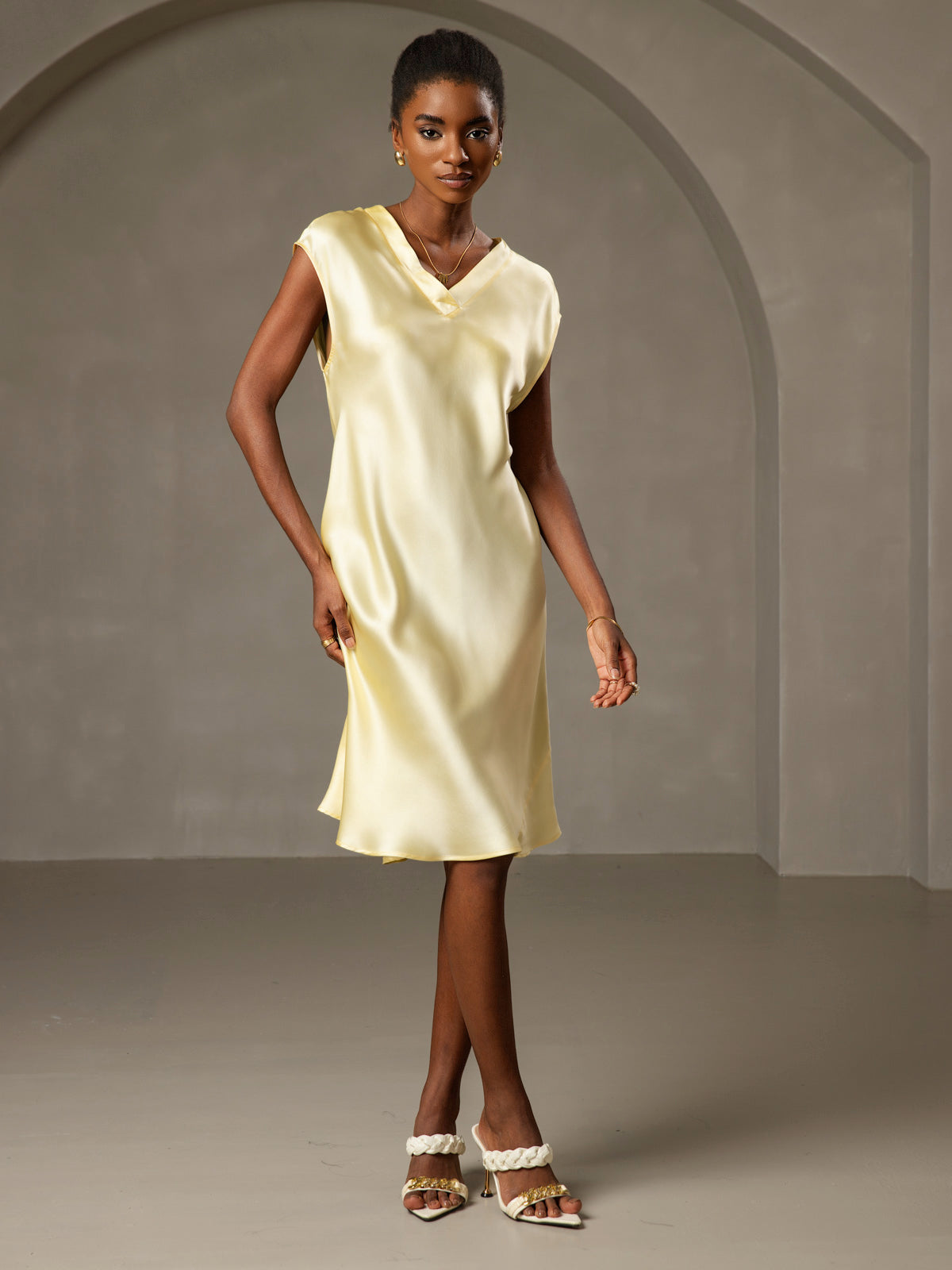 [Yellow] SilkSilky-CA Pure Silk Sleeveless V Neck Nightgown 005
