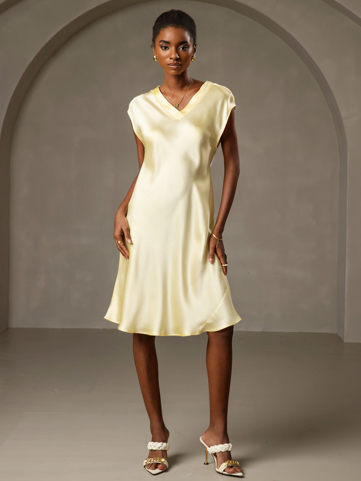 [Yellow] SilkSilky-CA Pure Silk Sleeveless V Neck Nightgown 006