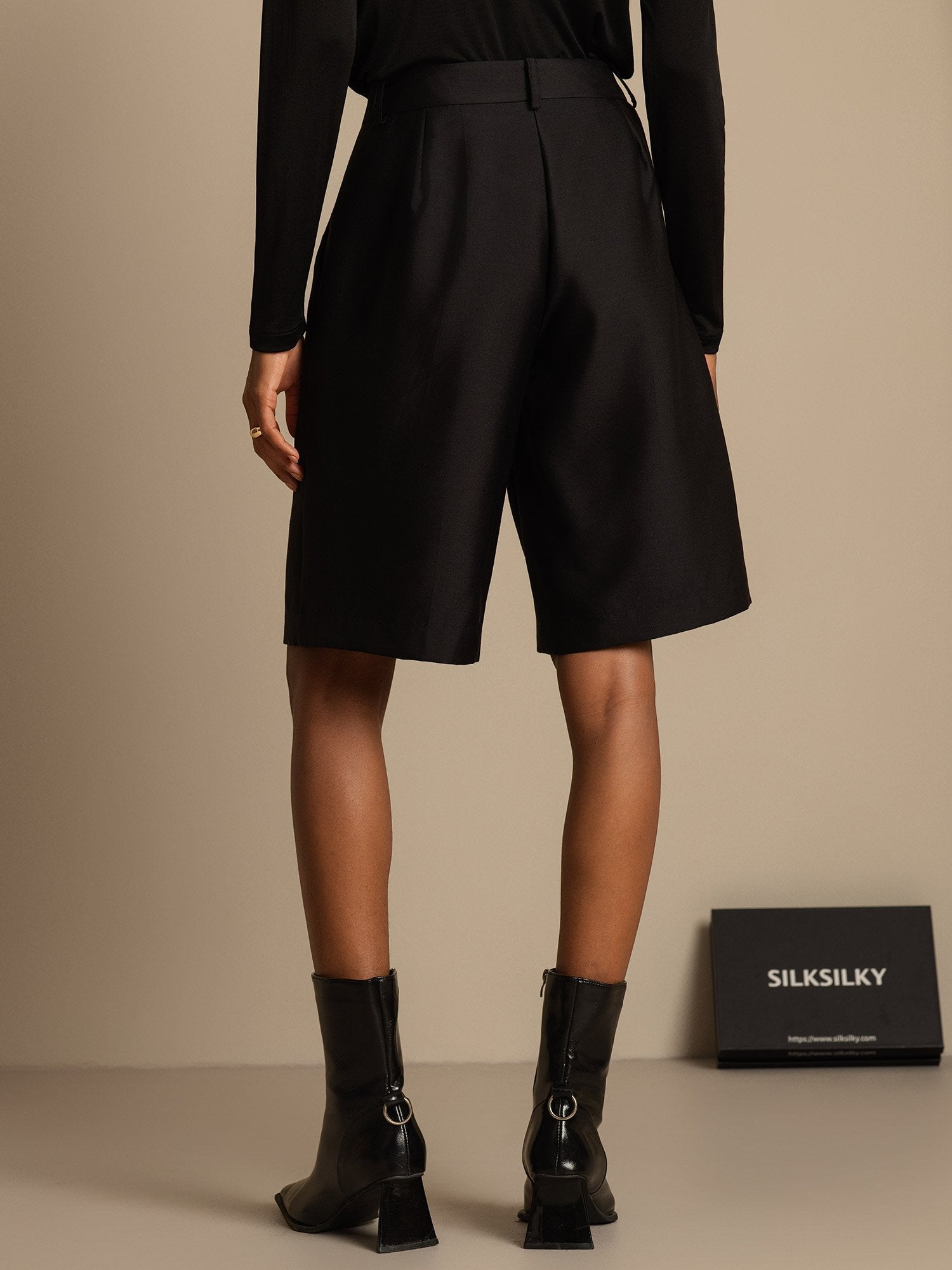 [Black] SilkSilky-CA 32Momme Silk-Wool Blend Womens Shorts 002,