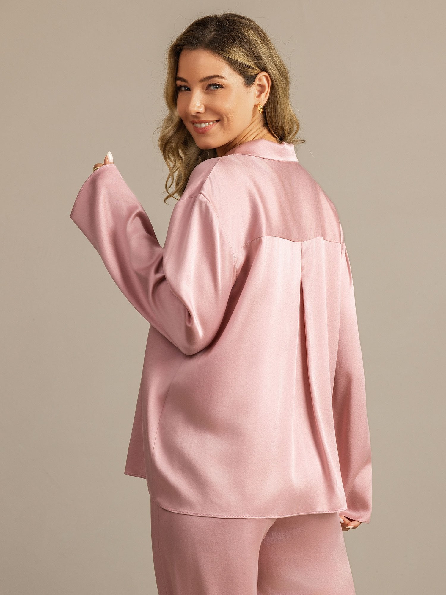 [Peach Skin] SilkSilky-CA 19Momme Machine-Washable Silk Notched Neck Women's Pajamas 005