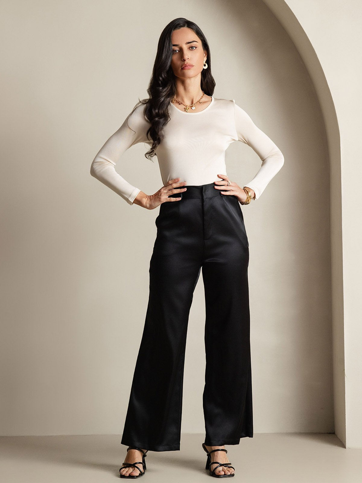 [Beige] SilkSilky-CA Silk Round Neck Women's T-Shirt 008