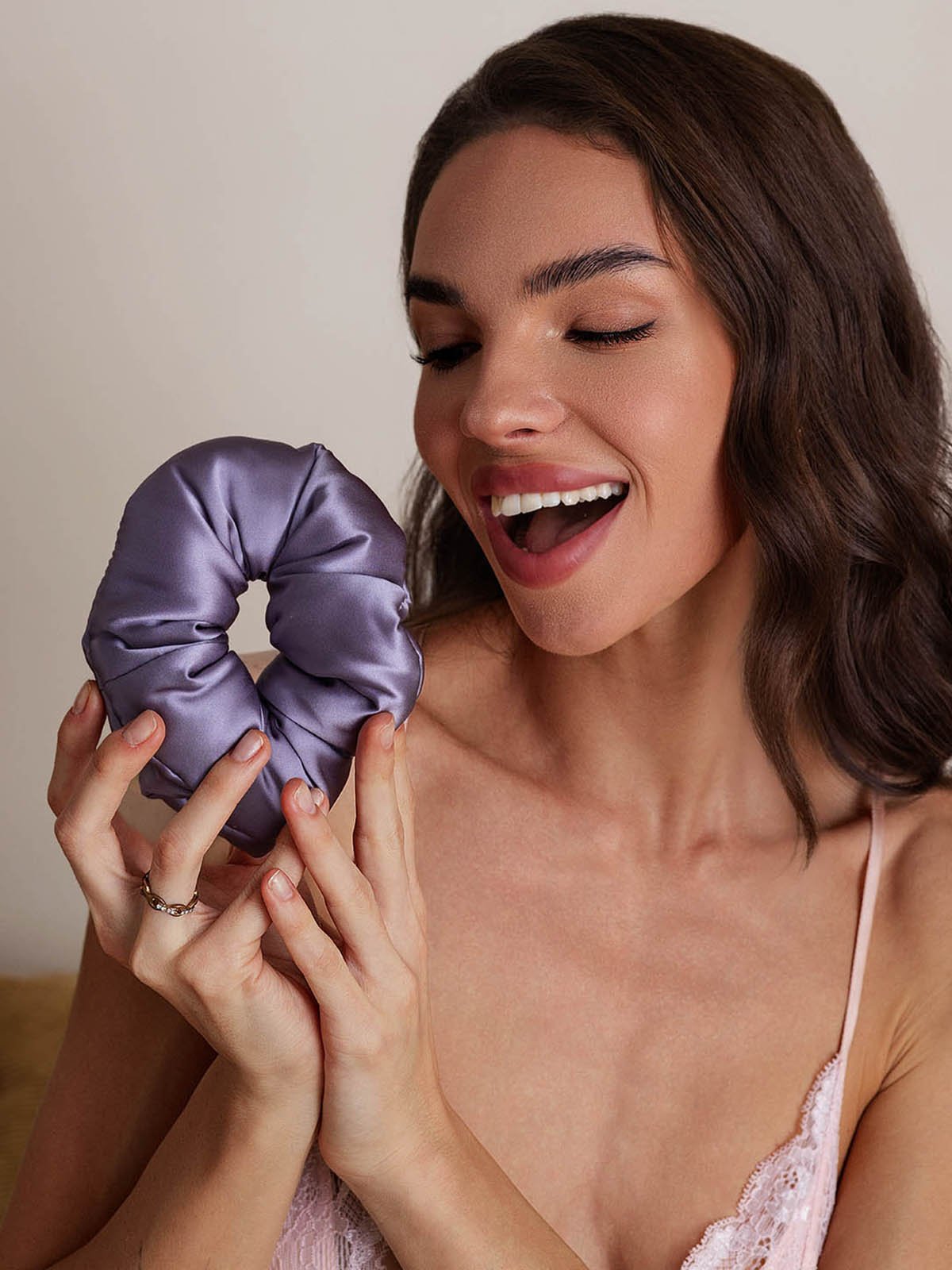 [Deep Purple] SilkSilky-CA Pure Silk Scrunchie 001