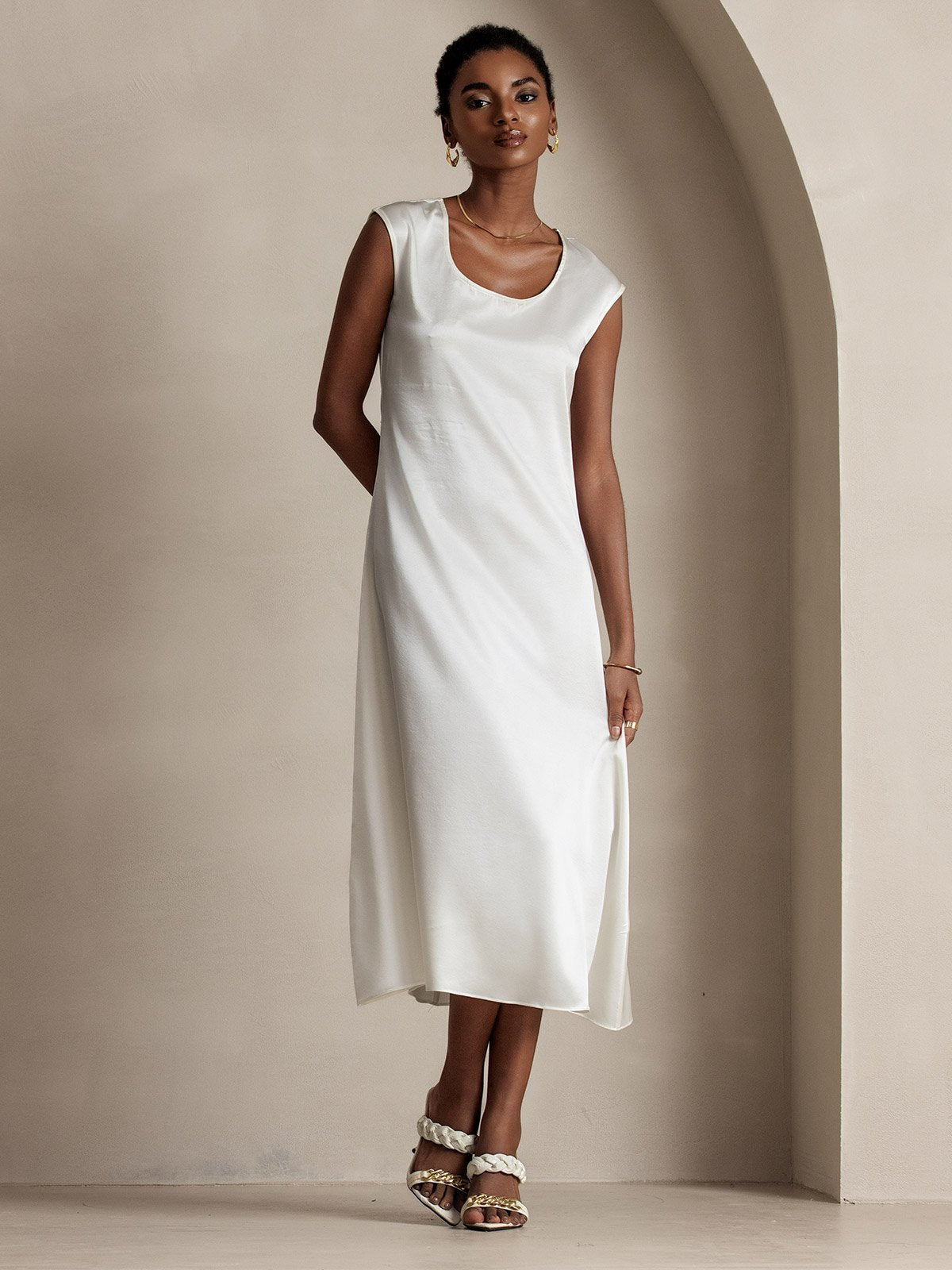 [White] SilkSilky-CA 19Momme Silk Cap Sleeve Round Neck Dress 003