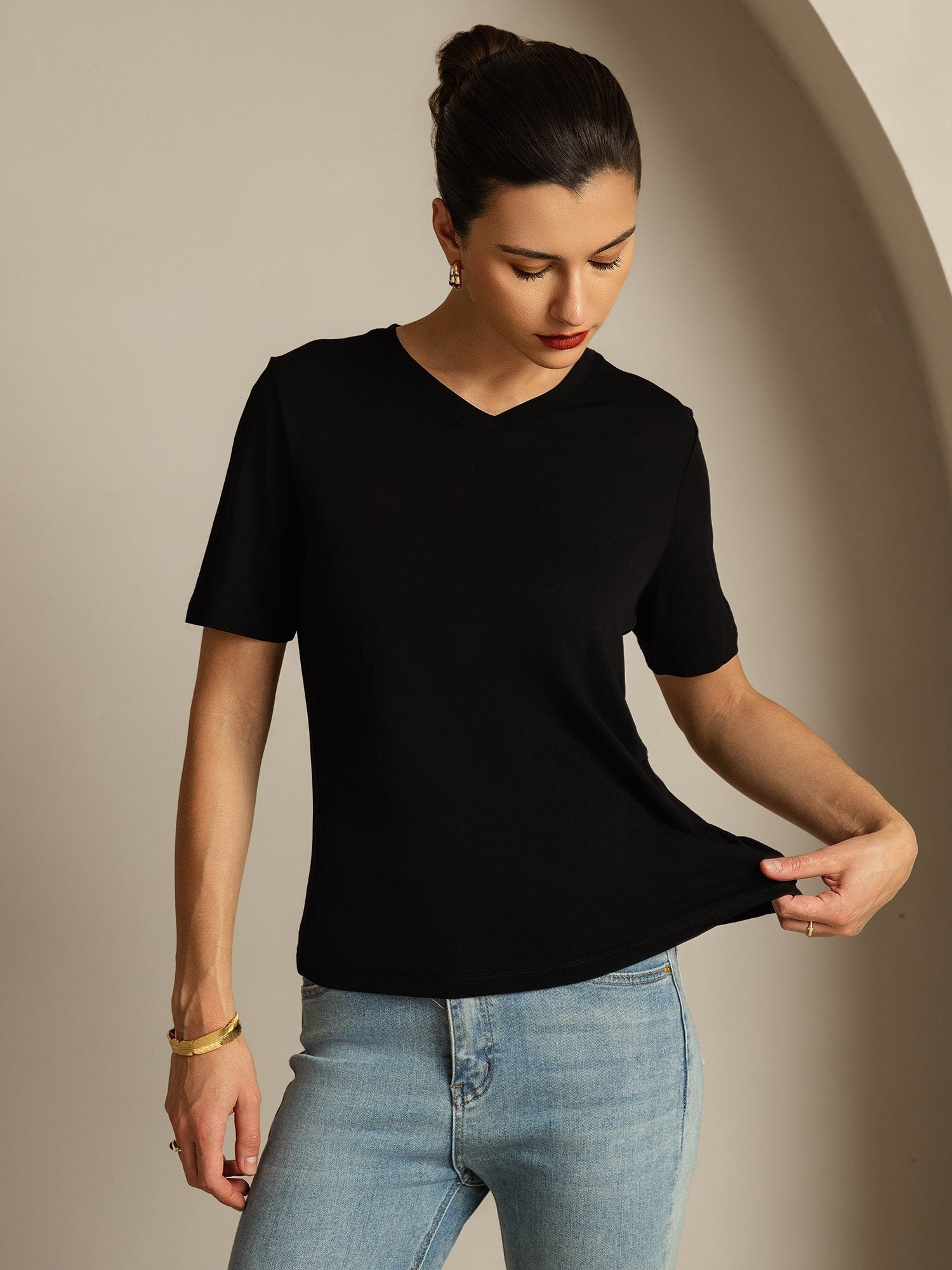 [Black] SilkSilky-CA Pure Silk V Neck Women's T-Shirt 003