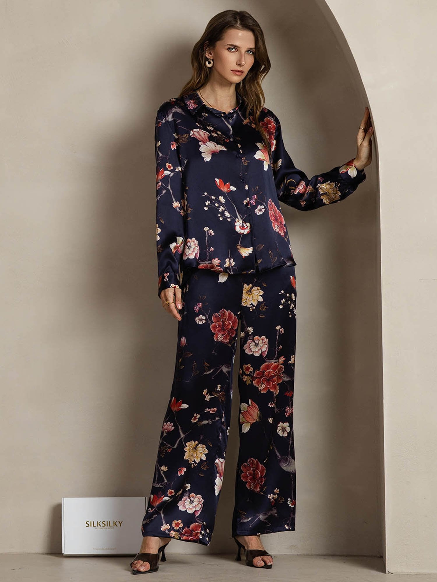 [Navy Floral] SilkSilky-CA 19Momme Silk Lapel Collar Women''s Outfit Sets 003