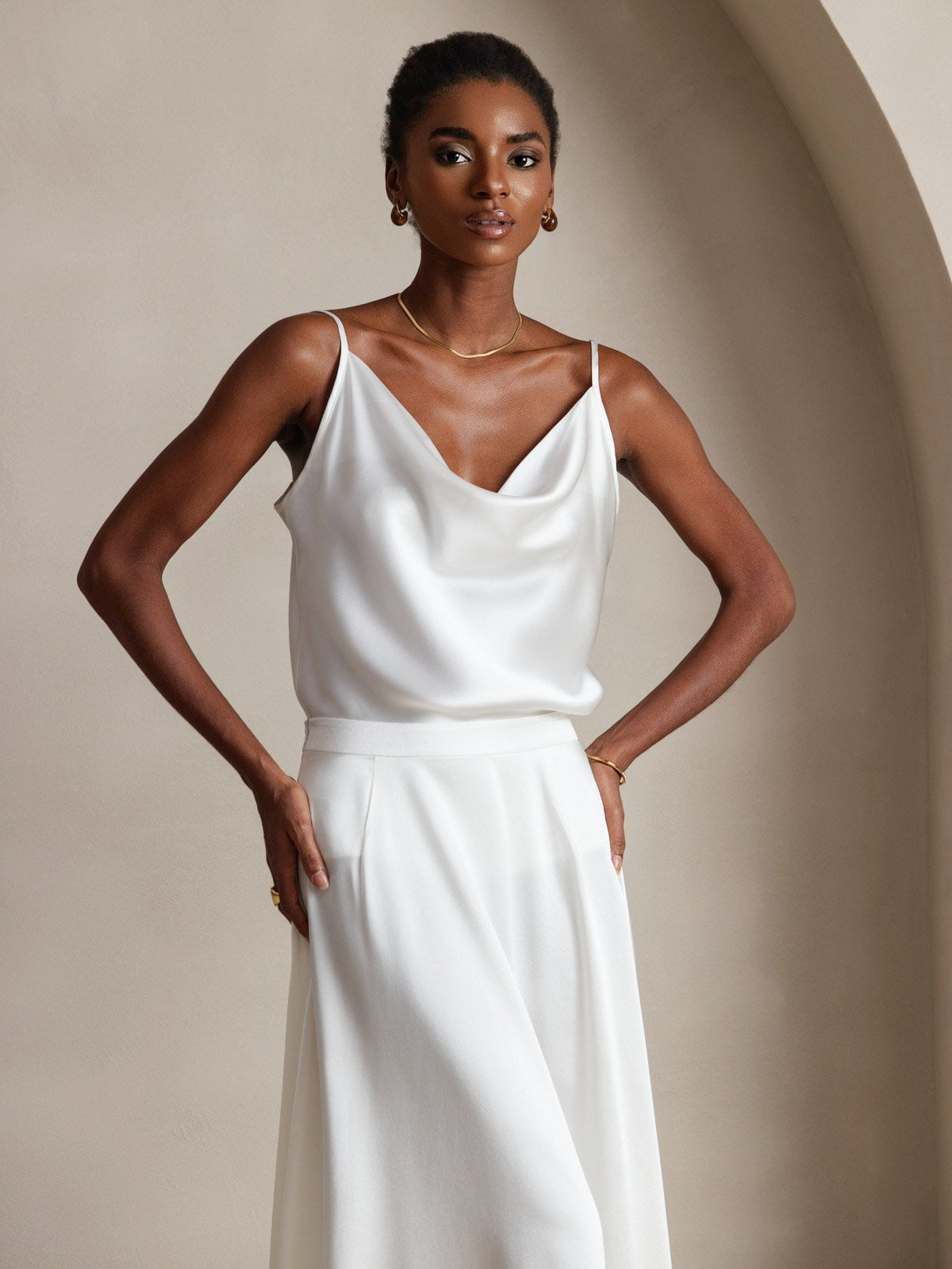 [White] SilkSilky-CA 19Momme Silk Cowl Neck Camisole 004