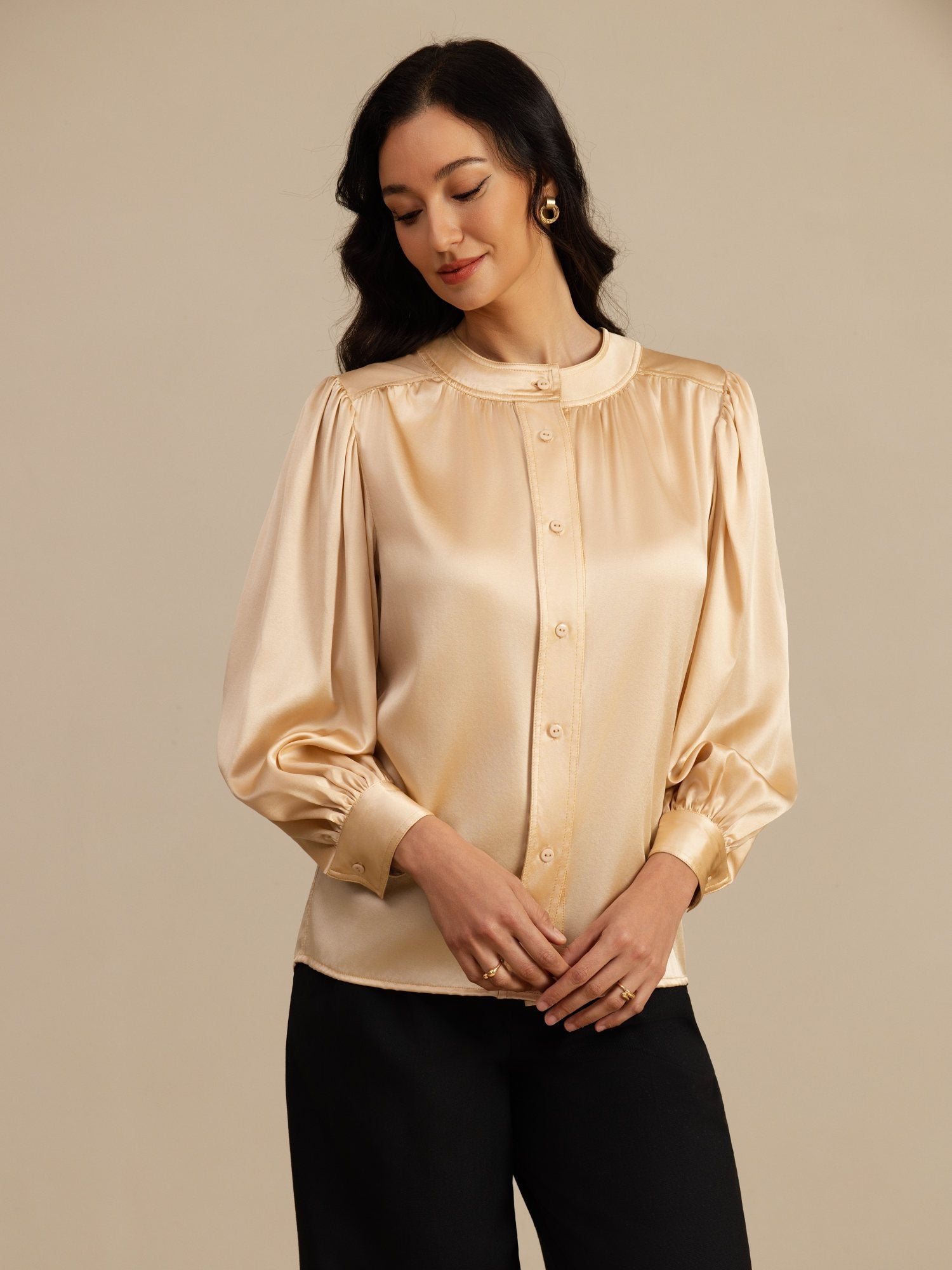 [Champagne] SilkSilky-CA 19Momme Long Sleeve Round Neck Blouse 001