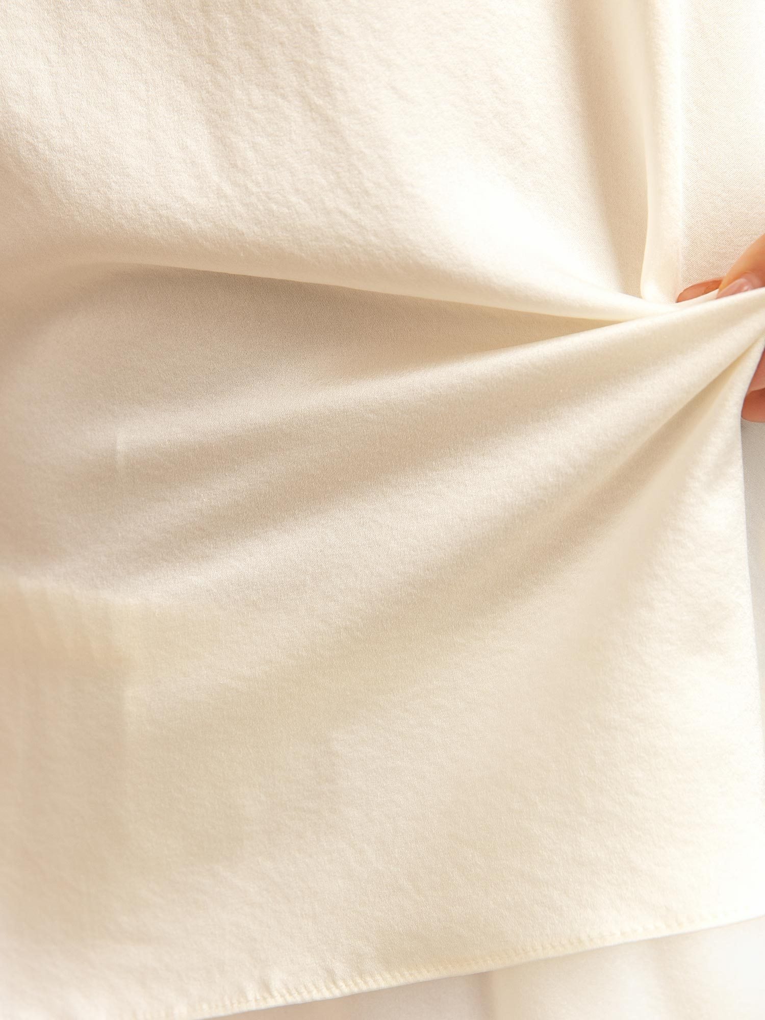 [White] SilkSilky-CA 19Momme Washable Silk Round Neck Camisole Set 005