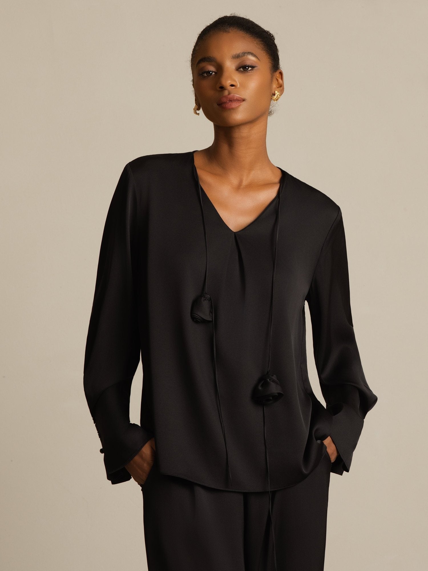 [Black] SilkSilky-CA 19Momme Stretch Silk Double Georgette Long Sleeve V Neck Blouse 001