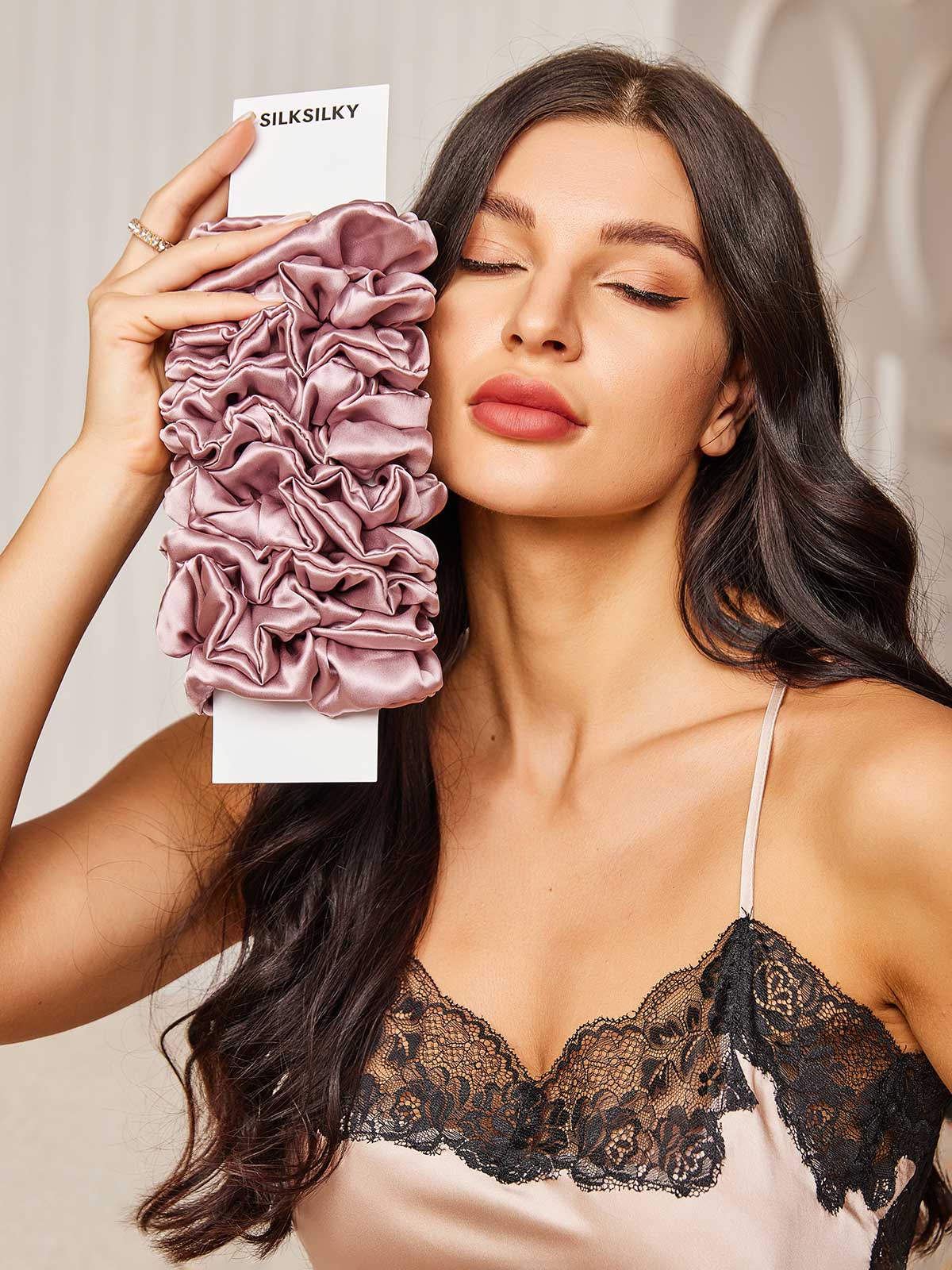 [Pale Mauve] SilkSilky-CA 19Momme Pure Silk Scrunchie 002