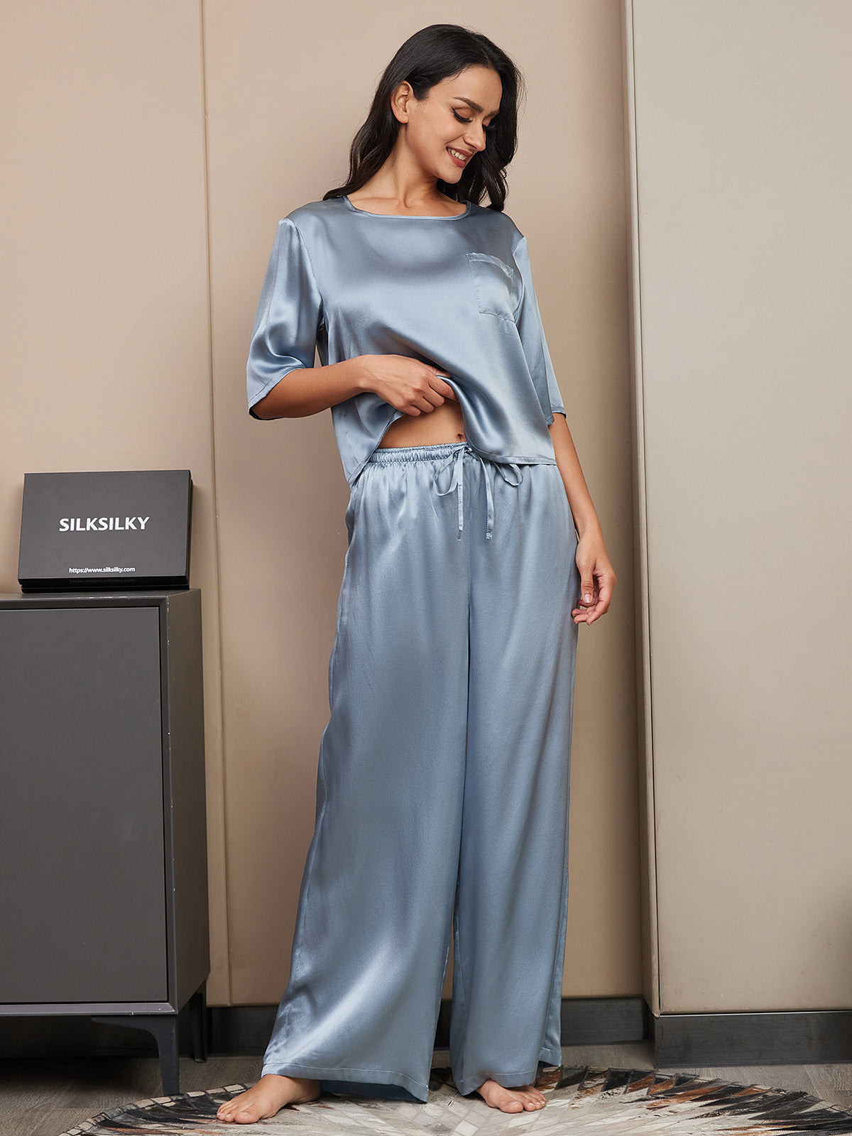 [Grayish Blue] SilkSilky-CA Pure Silk Half Sleeve Round Neck Women's Pajamas 004