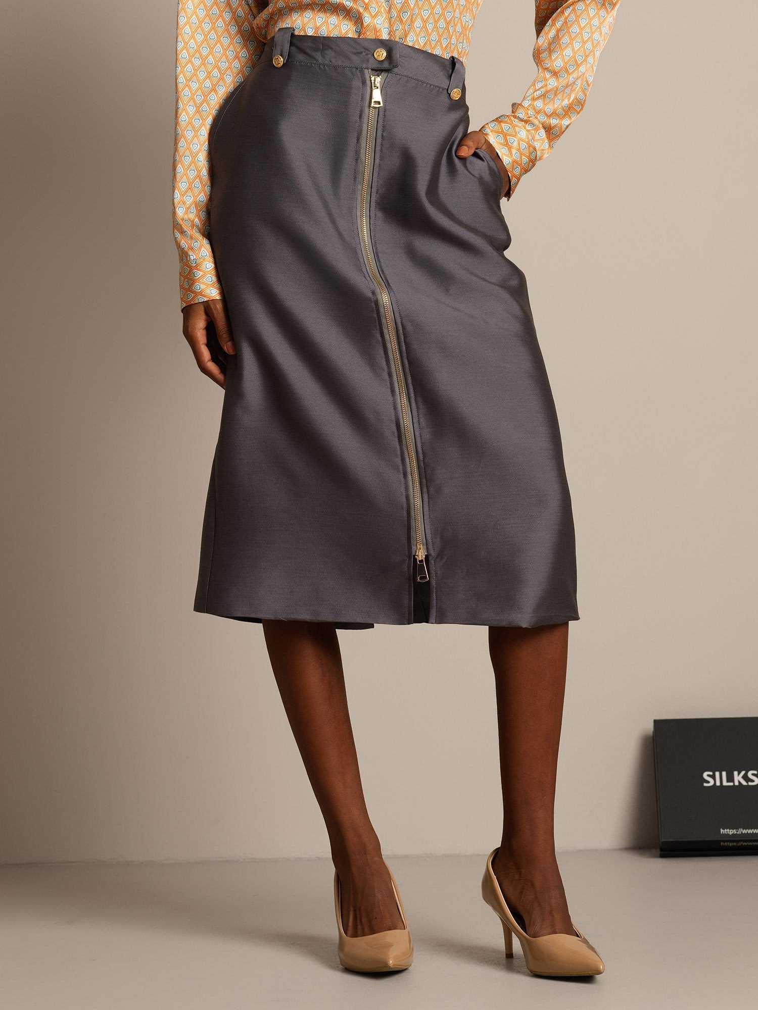 [Gray] SilkSilky-CA 32Momme Silk-Wool Blend Split Skirt 003,