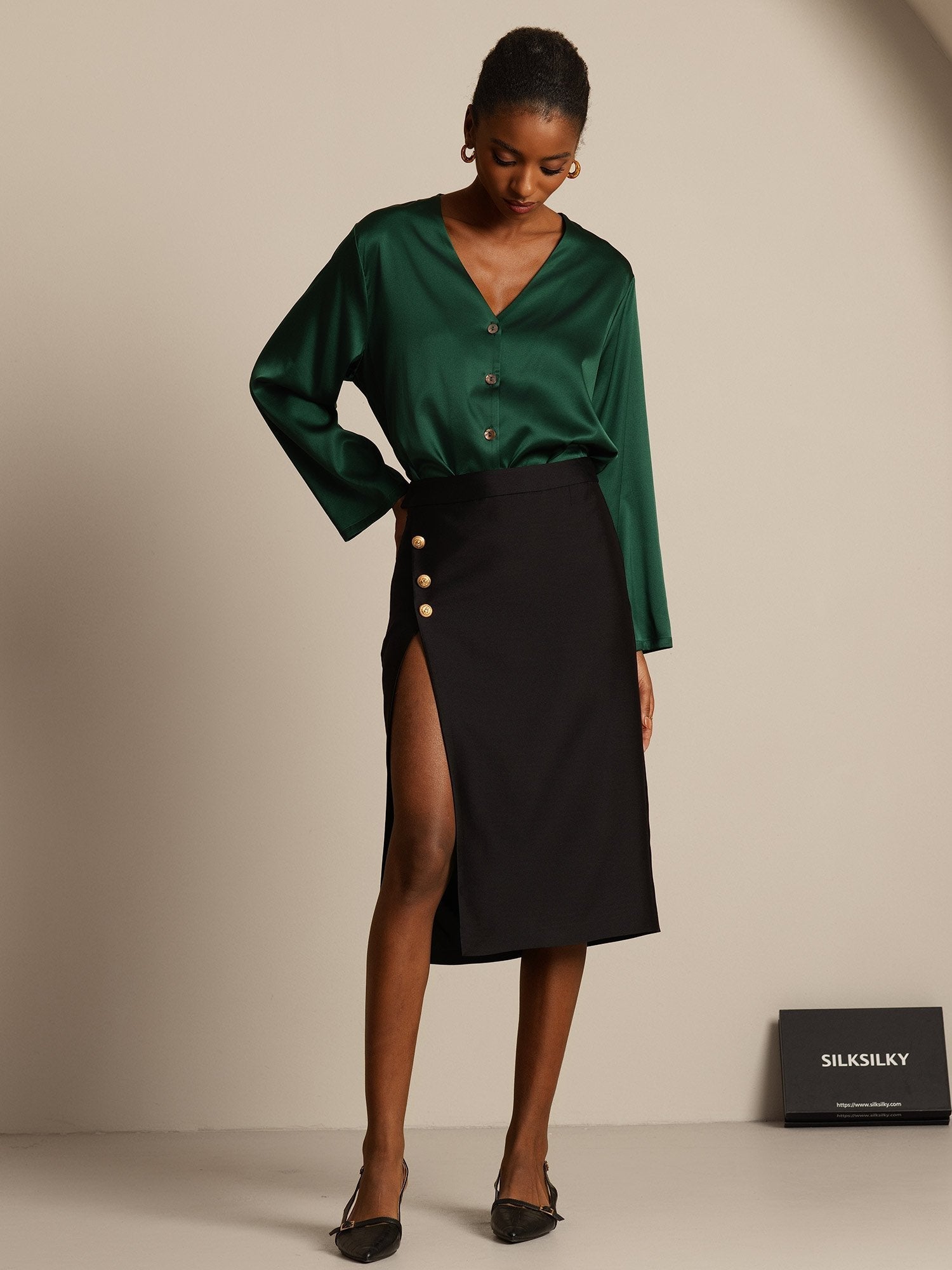 [Black] SilkSilky-CA 32Momme Silk-Wool Blend Split Skirt 008,