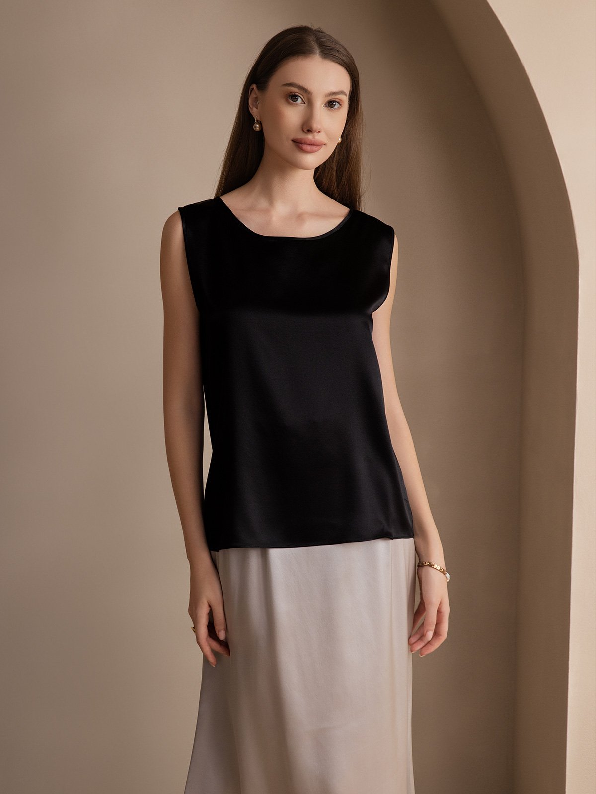 [Black] SilkSilky-CA 19Momme Silk Round Neck Camisole 001