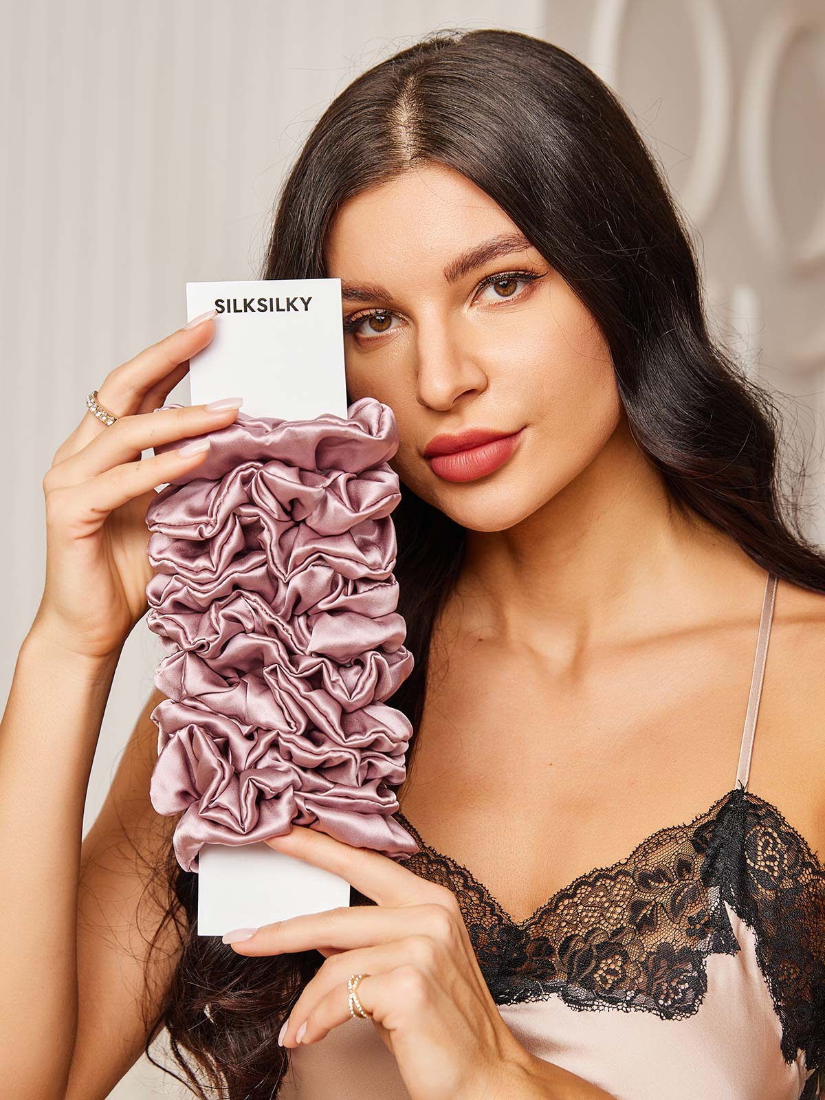 [Pale Mauve] SilkSilky-CA 19Momme Pure Silk Scrunchie 001