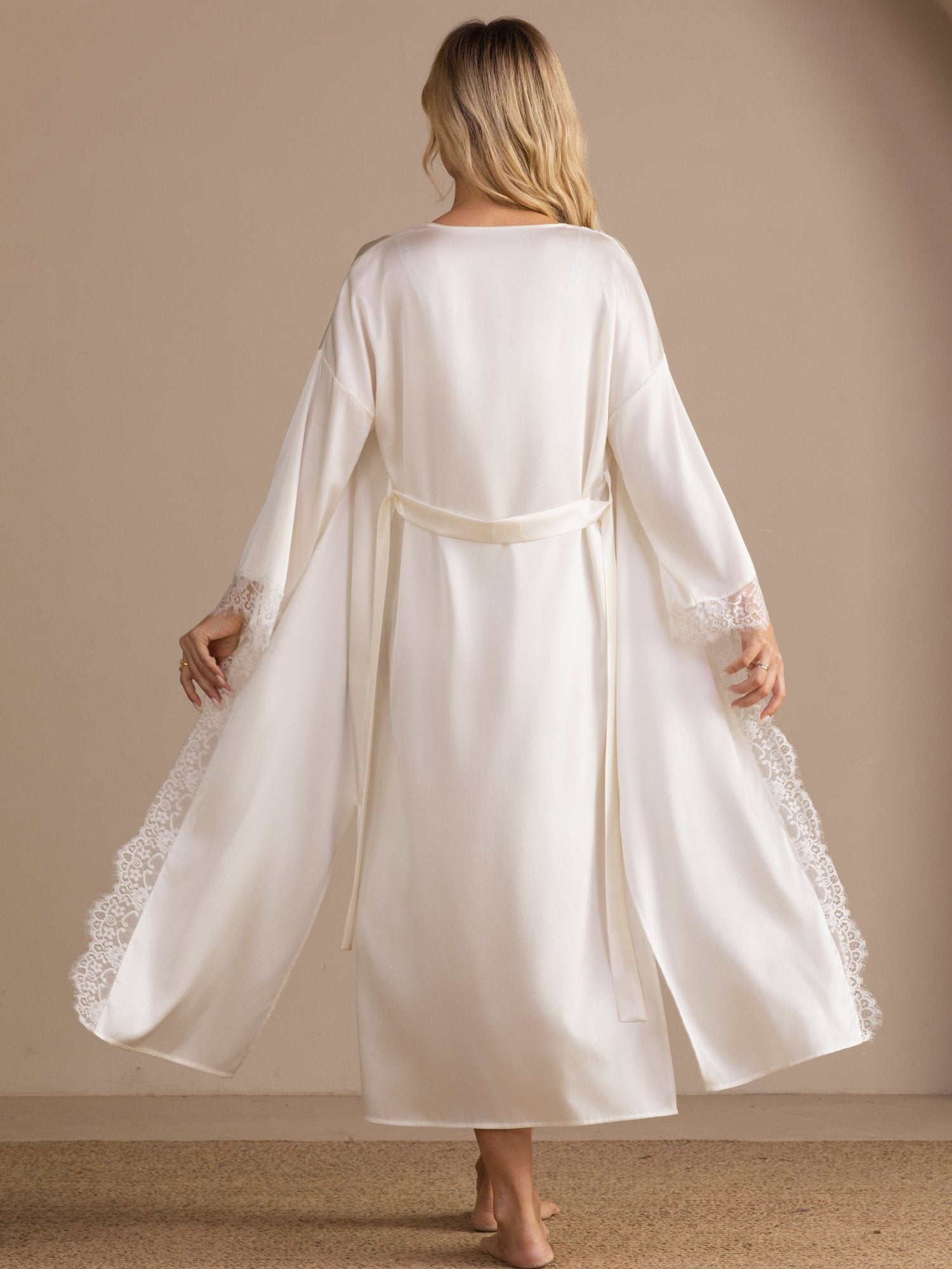 [White] SilkSilky-CA 3/4 Sleeve Womens Robe 002