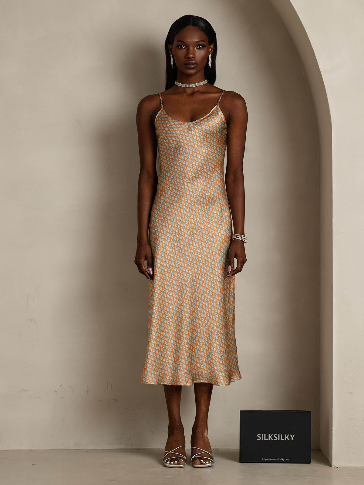 [Floral] SilkSilky-CA Pure Silk Round Neck Dress 001