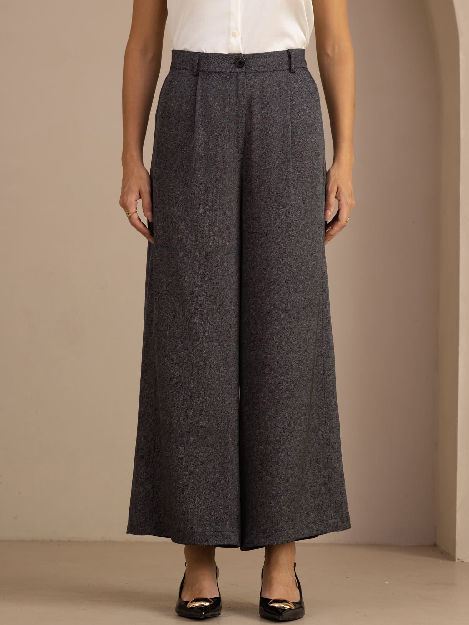 [Black] SilkSilky-CA Womens Pants 002