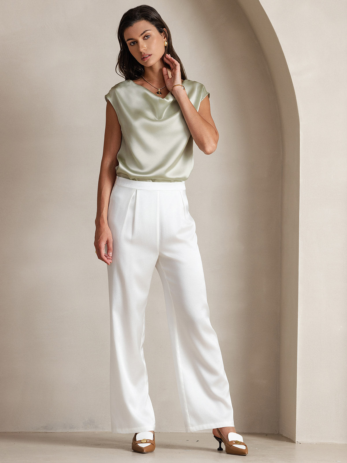 [Light Green] SilkSilky-CA 19Momme Silk Cowl Neck Women's T-Shirt 008