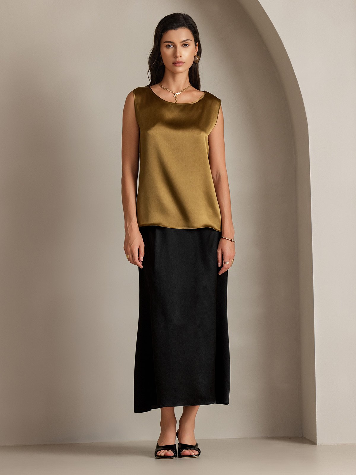 [Brown] SilkSilky-CA 19Momme Silk Round Neck Camisole 005
