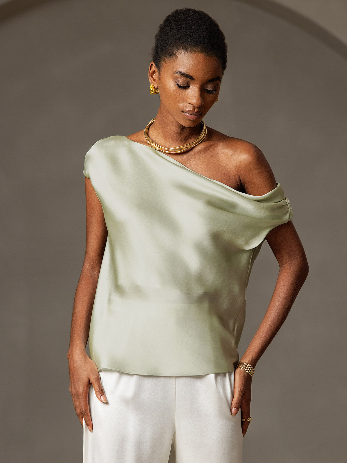 [Light Green] SilkSilky-CA 19Momme Silk One Shoulder Women's T-Shirt 003