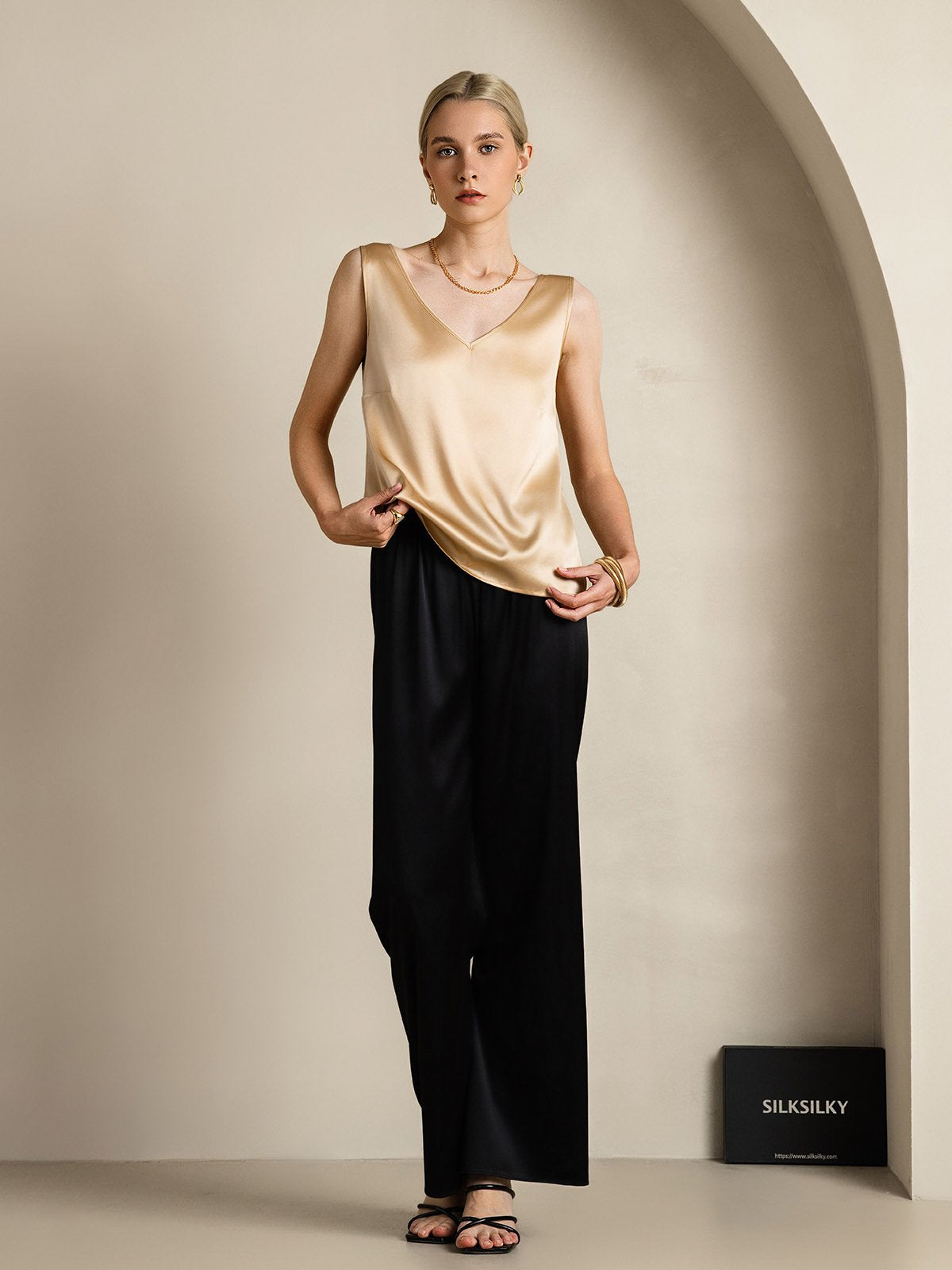 [Champagne] SilkSilky-CA 19Momme Silk V Neck Camisole 006