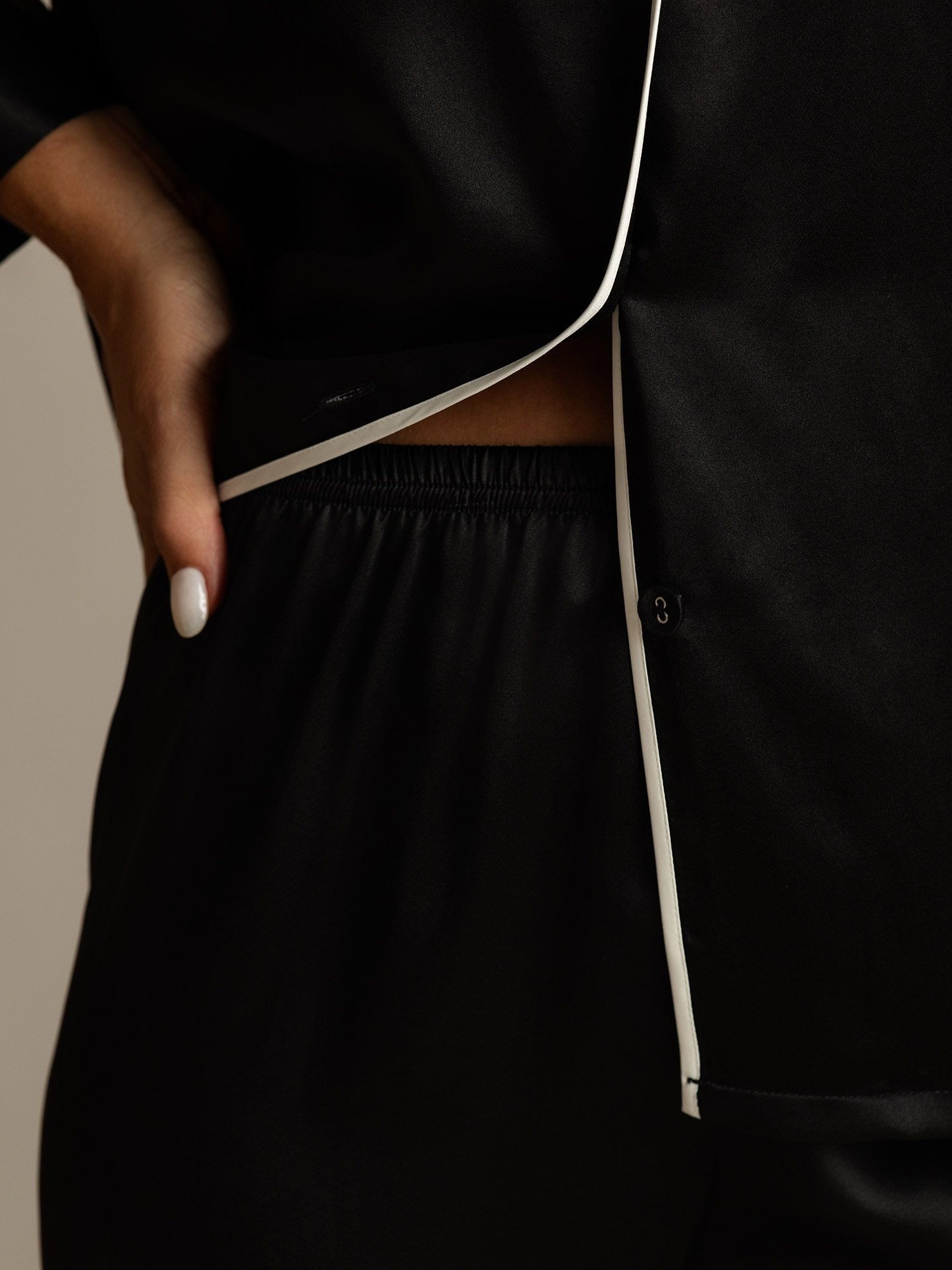 [Black] SilkSilky-CA Pure Silk Lapel Collar Women's Pajamas 005