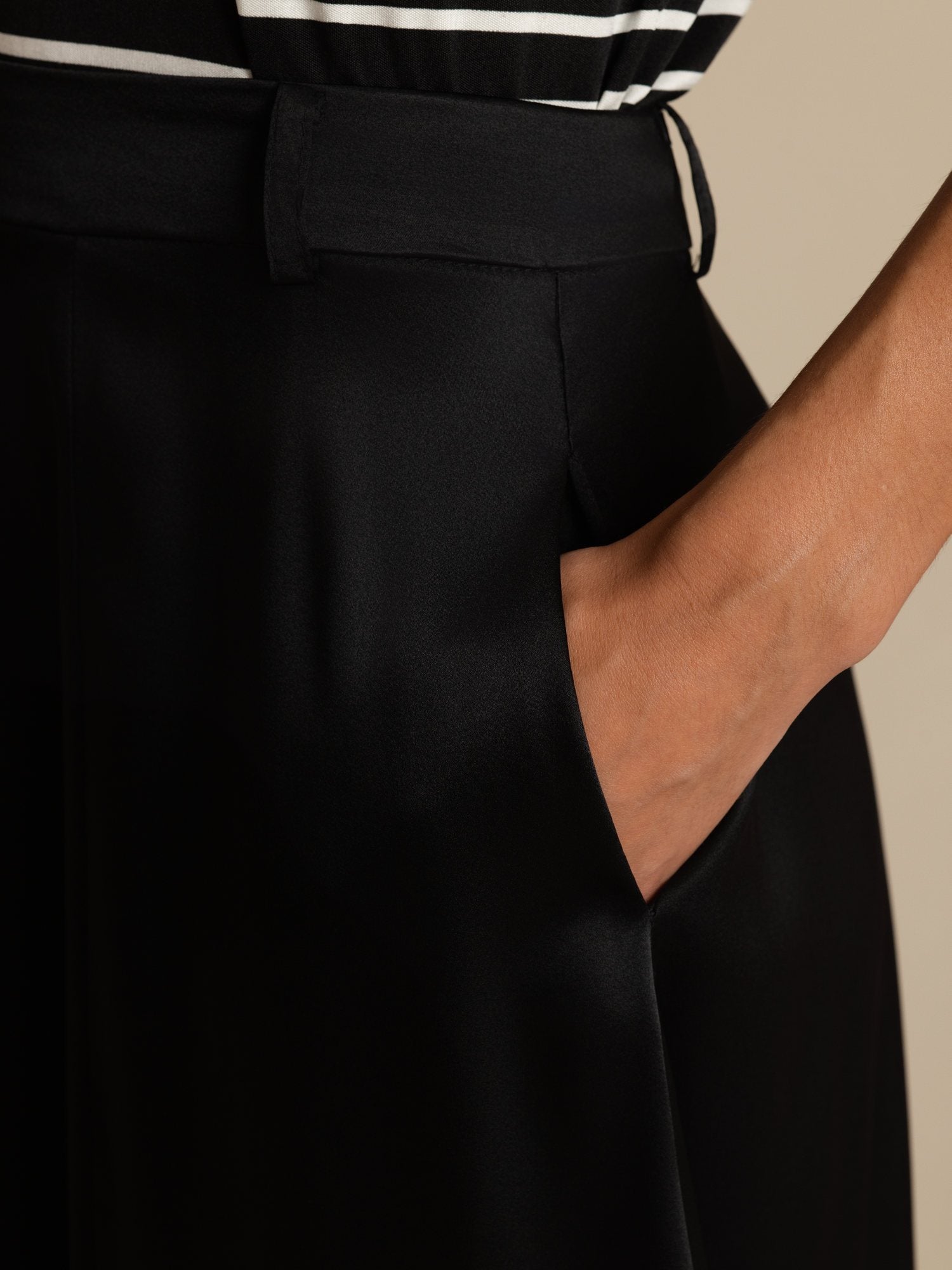 [Black] SilkSilky-CA 19Momme Silk Skirt 007