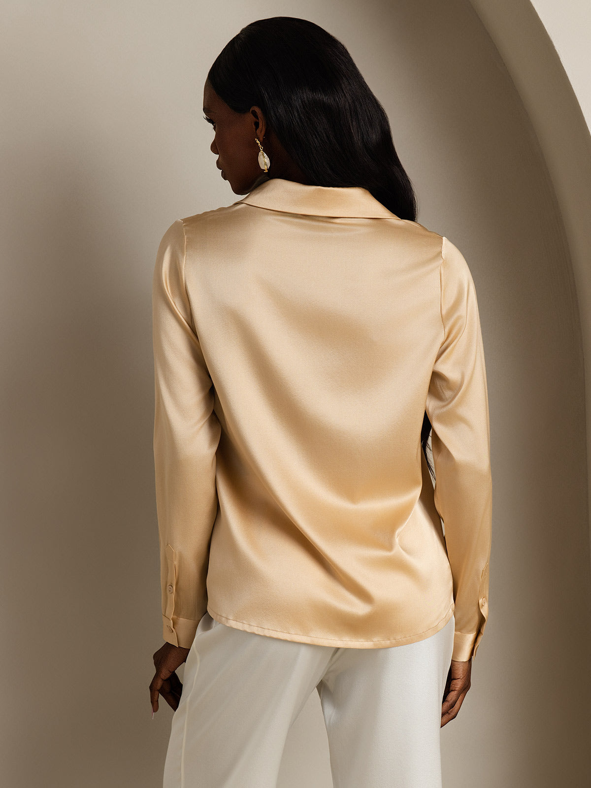 SilkSilky-CA 19Momme Silk Long Sleeve Collar Women's Shirt Champagne 002