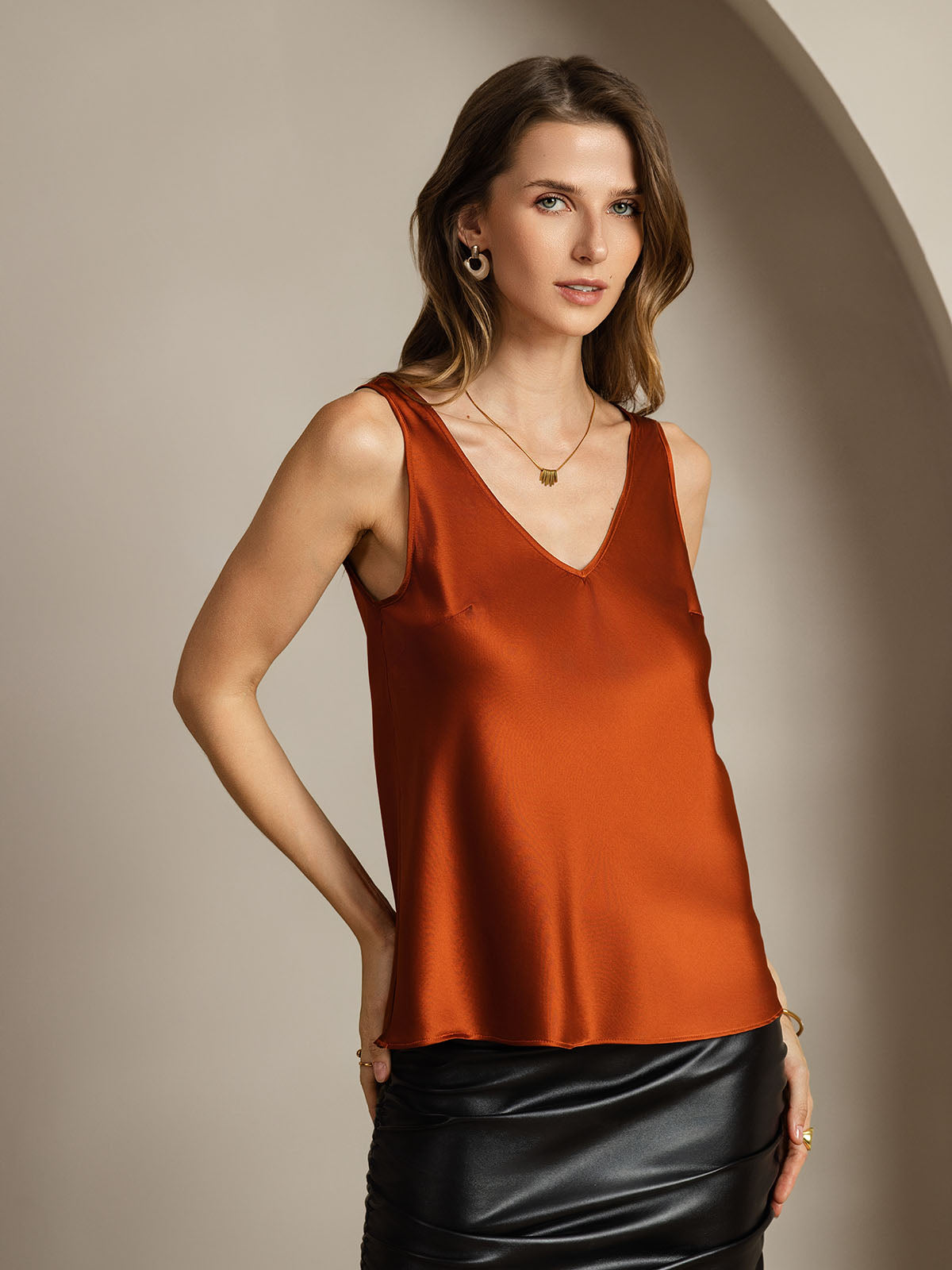 [Caramel] SilkSilky-CA 19Momme Silk V Neck Camisole 002