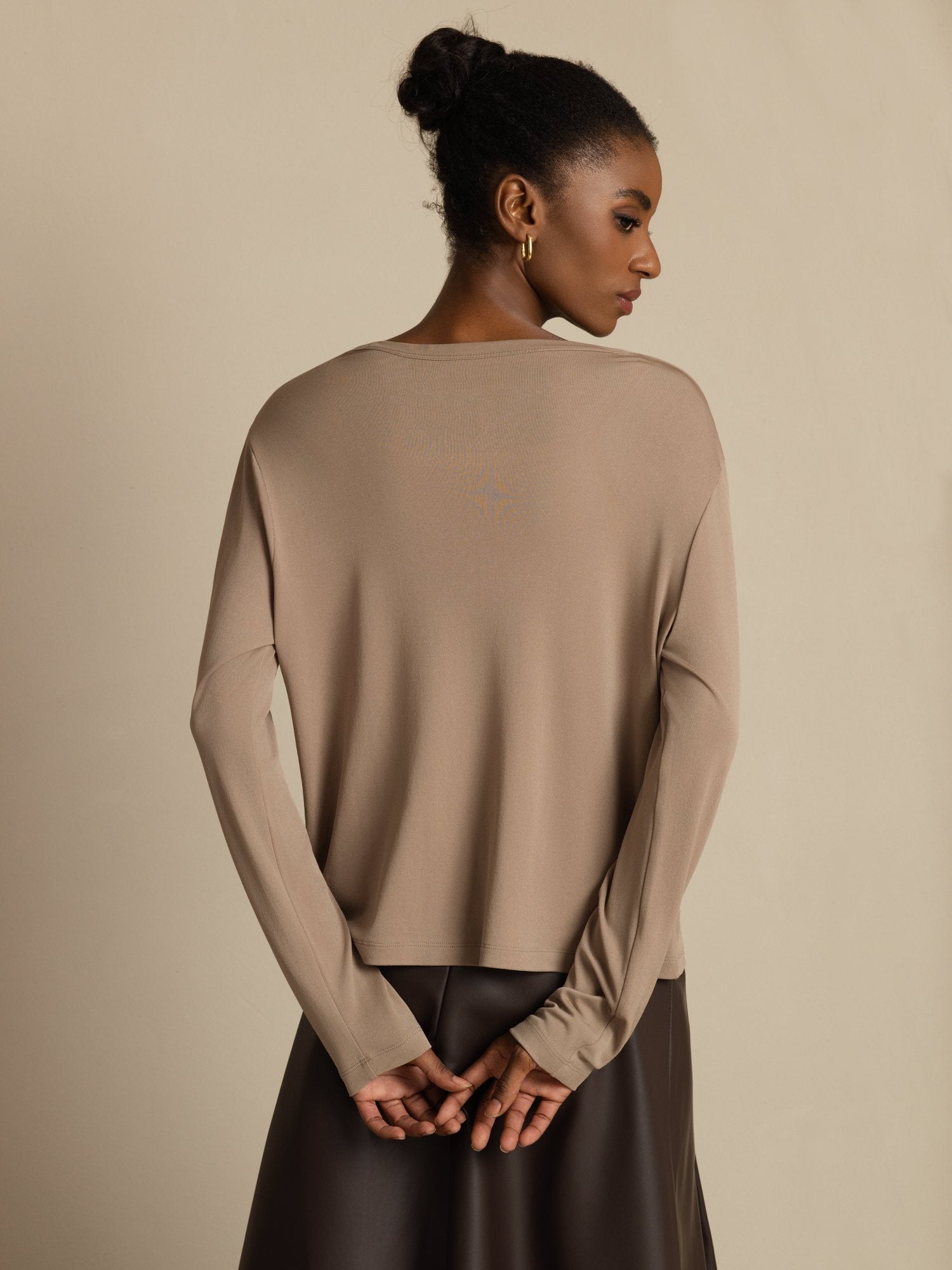 [Tan] SilkSilky-CA 19Momme 100% High-Twist Silk Jersey Long Sleeve V Neck Women's Cardigan 002