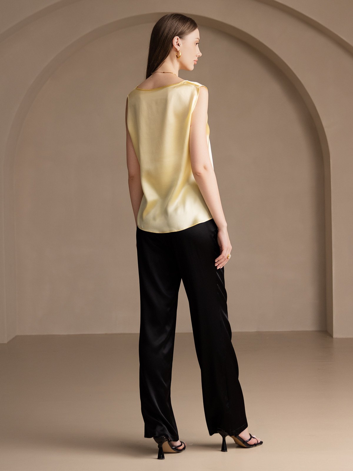 [Light Yellow] SilkSilky-CA 19Momme Silk Round Neck Camisole 002
