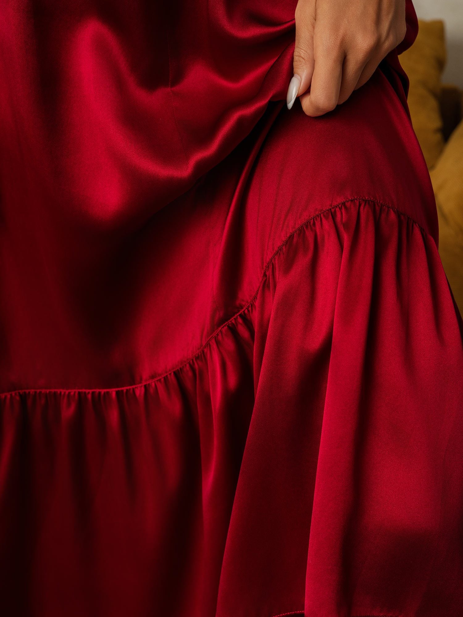 [Wine] SilkSilky-CA Pure Silk Keyhole Neck Nightgown 006