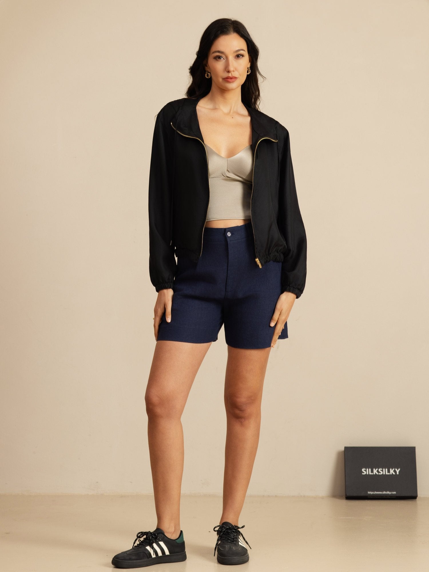 [Black] SilkSilky-CA 18Momme Silk Satin Surah Long Sleeve Stand Collar Women's Outerwear 006