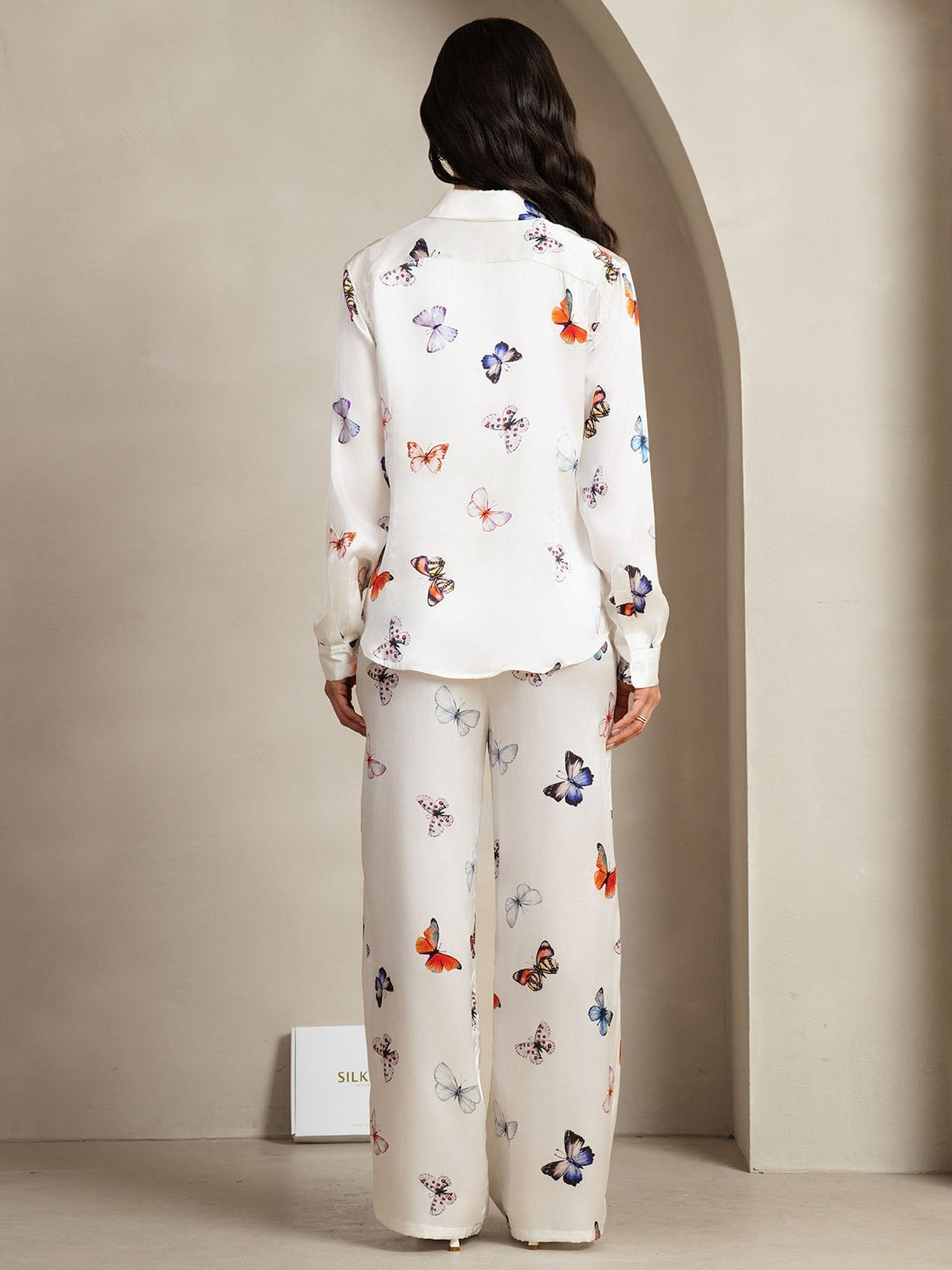 [White Butterfly] SilkSilky-CA 19Momme Silk Lapel Collar Women''s Outfit Sets 002