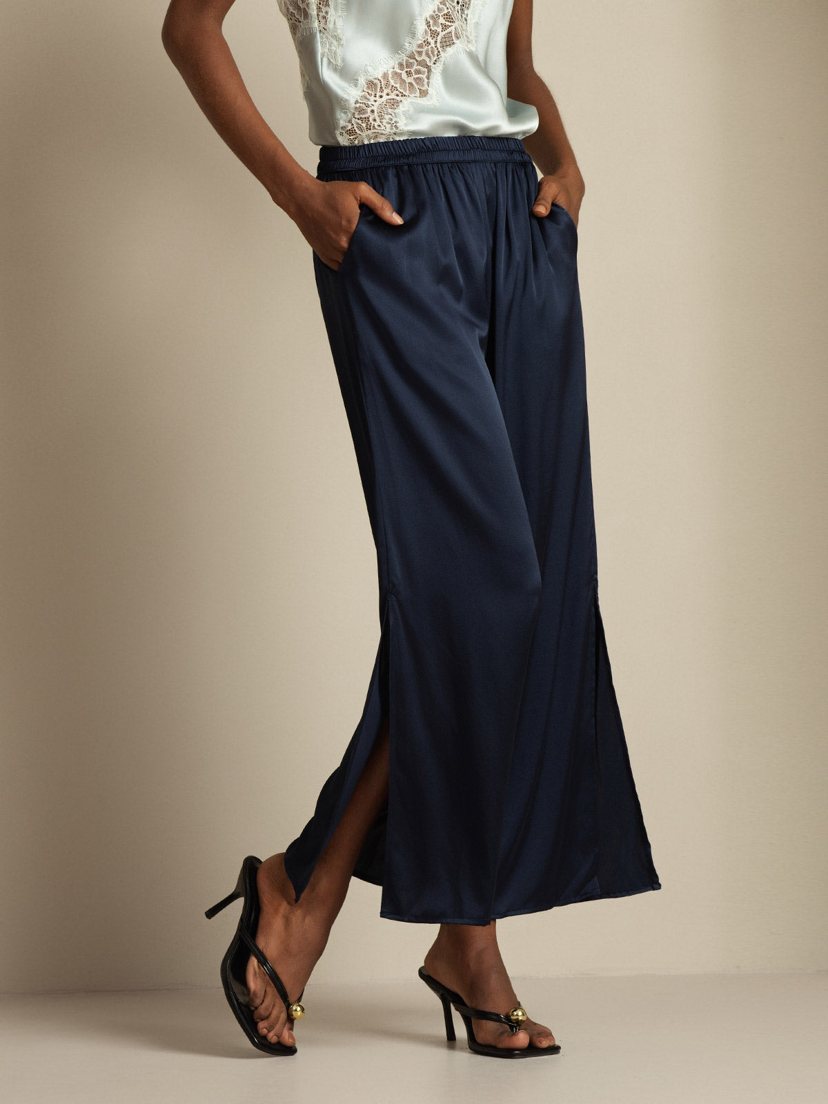 [Dark Blue] SilkSilky-CA 19Momme Silk Split Women's Pants 004