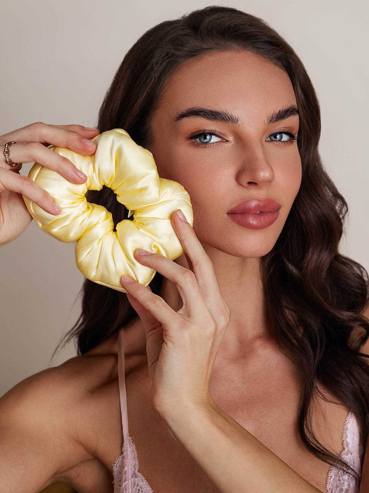 [Yellow] SilkSilky-CA Pure Silk Scrunchie 001