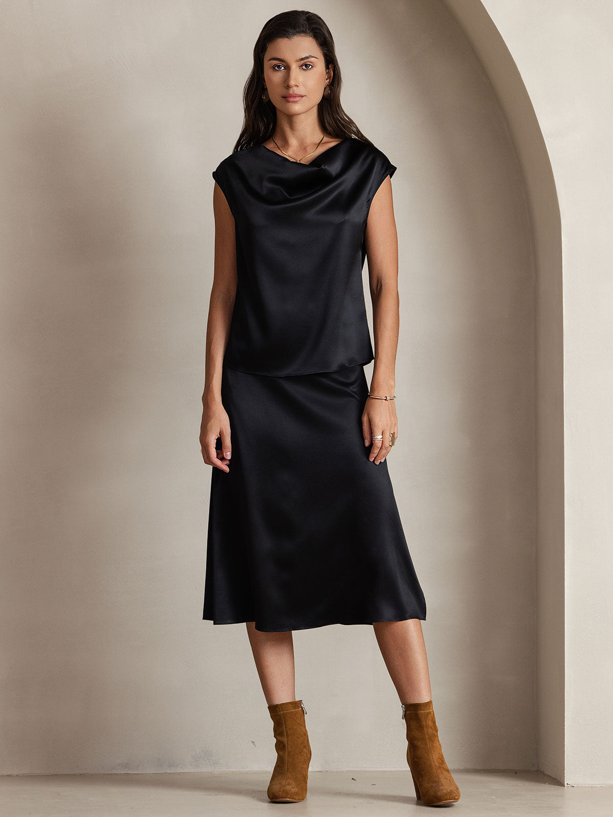 [Black] SilkSilky-CA 19Momme Silk Cowl Neck Women's T-Shirt 001