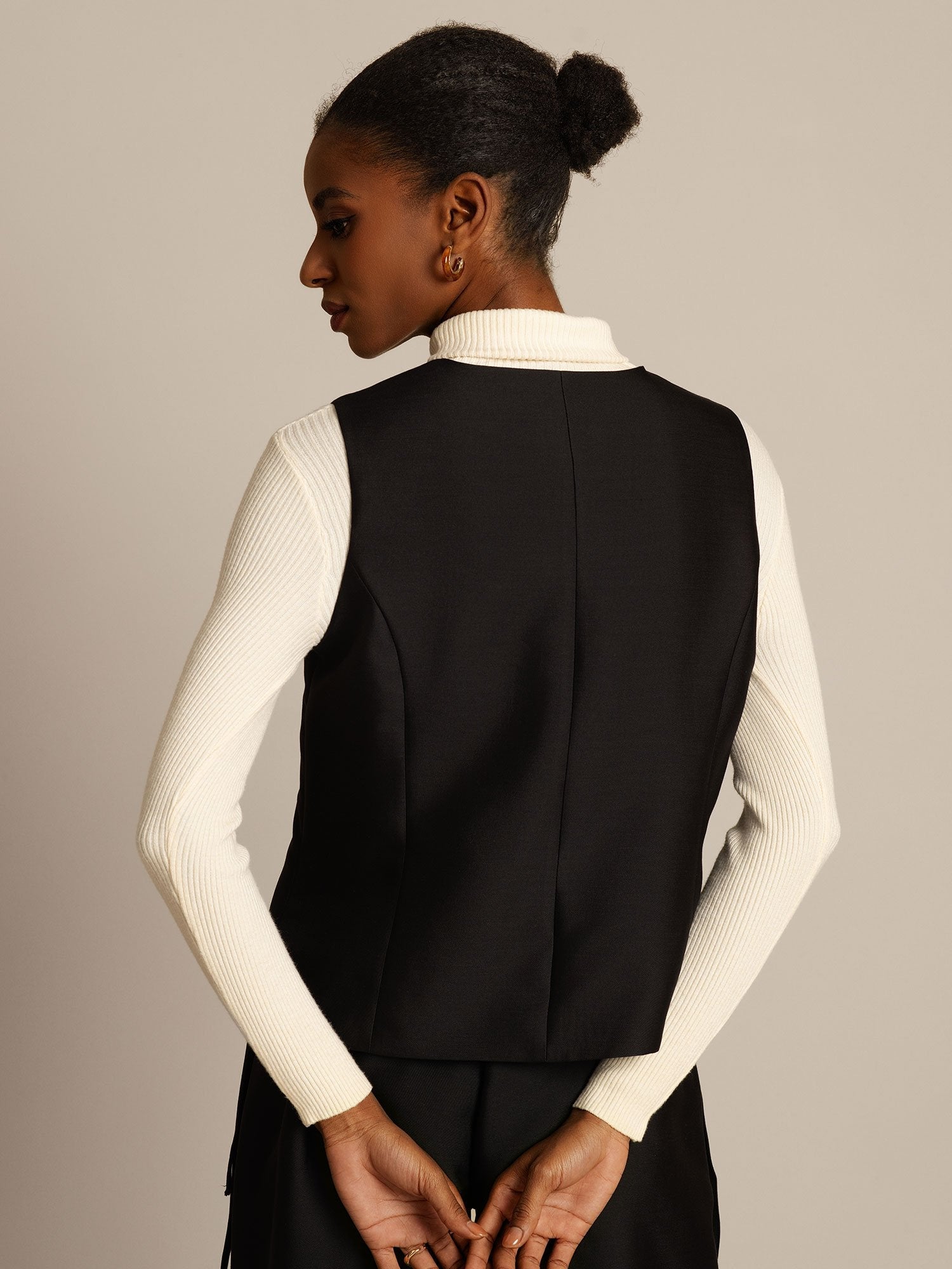 [Black] SilkSilky-CA 32Momme Silk-Wool Blend Womens Vest 002,