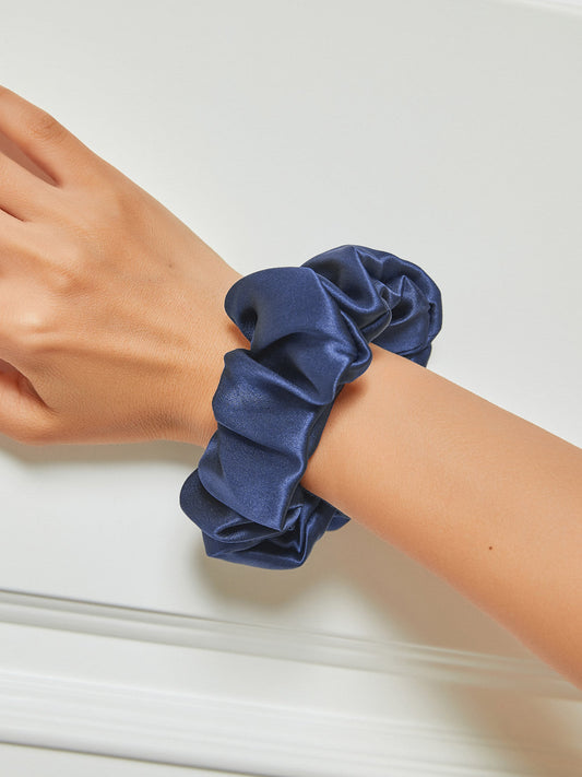 SilkSilky-CA 19Momme Pure Silk Scrunchie DarkBlue 001