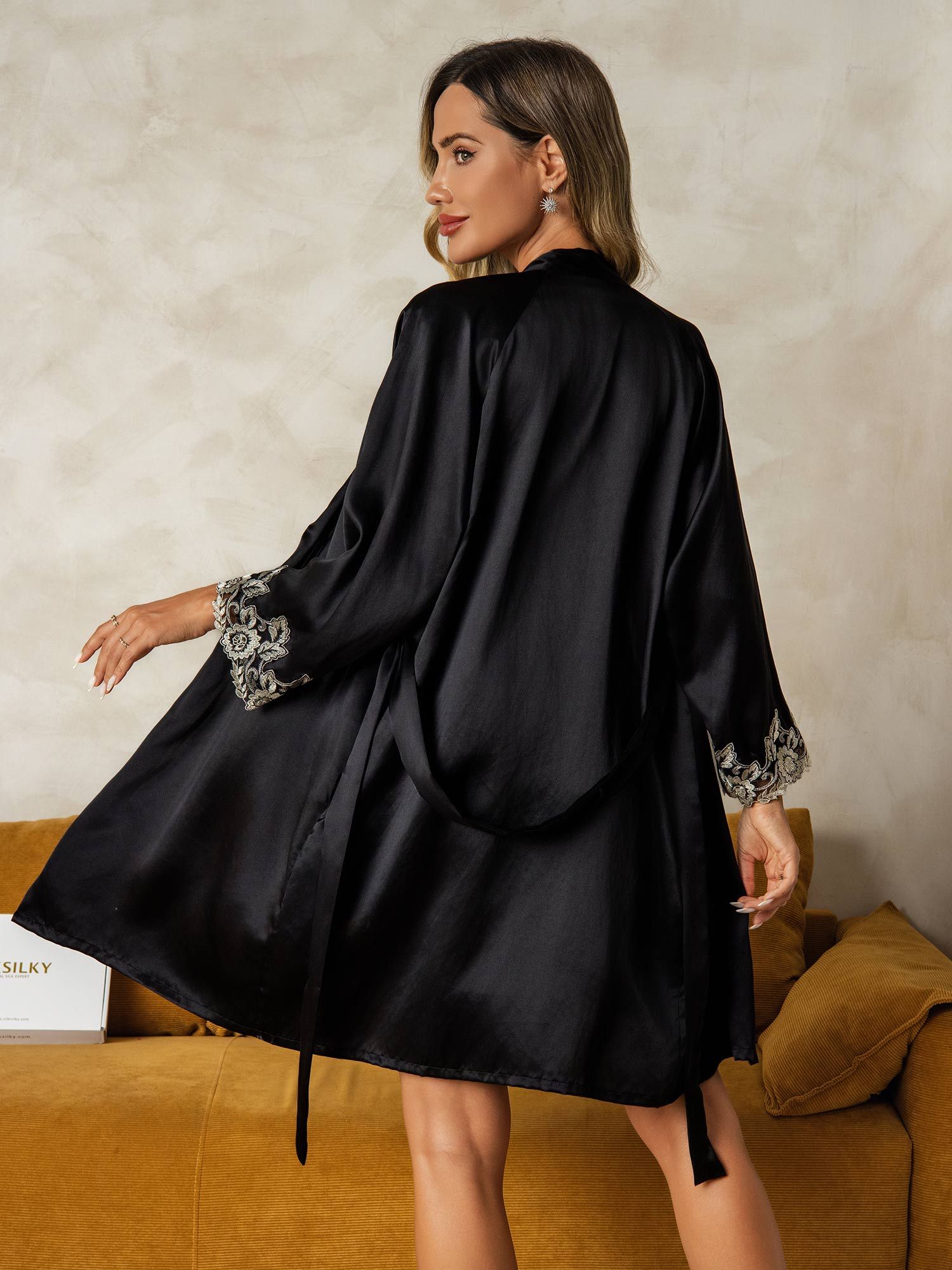 [Black] SilkSilky-CA Pure Silk Split Nightgown&Robe Set 002