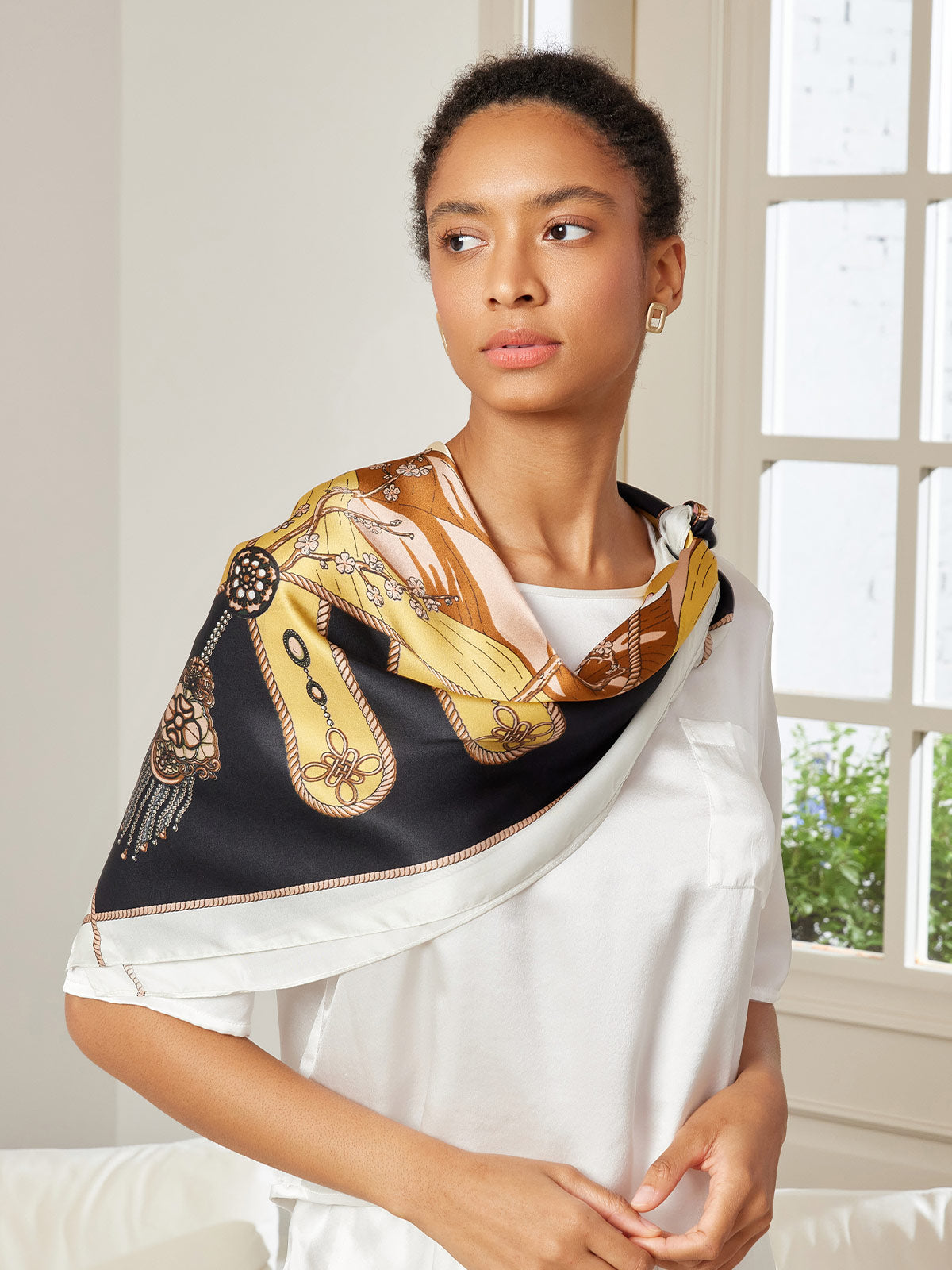 SilkSilky CA Pure Silk Scarf Black 001