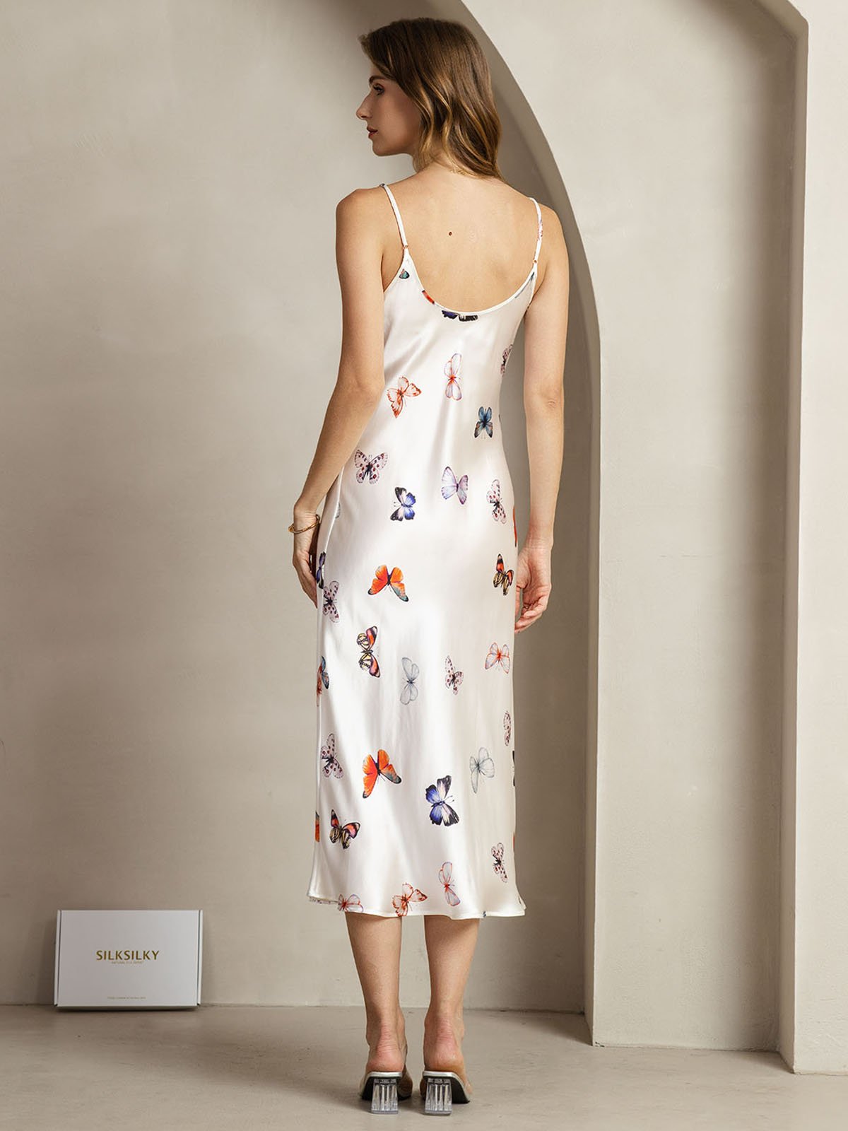 [WhiteButterfly] SilkSilky-CA 19Momme Silk V Neck Dress 002