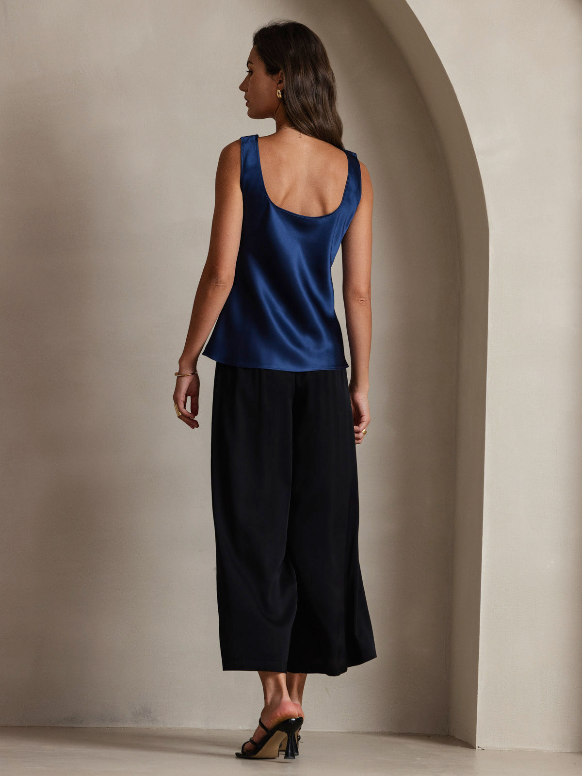 [Dark Blue] SilkSilky-CA 19Momme Silk U Neck Camisole 002