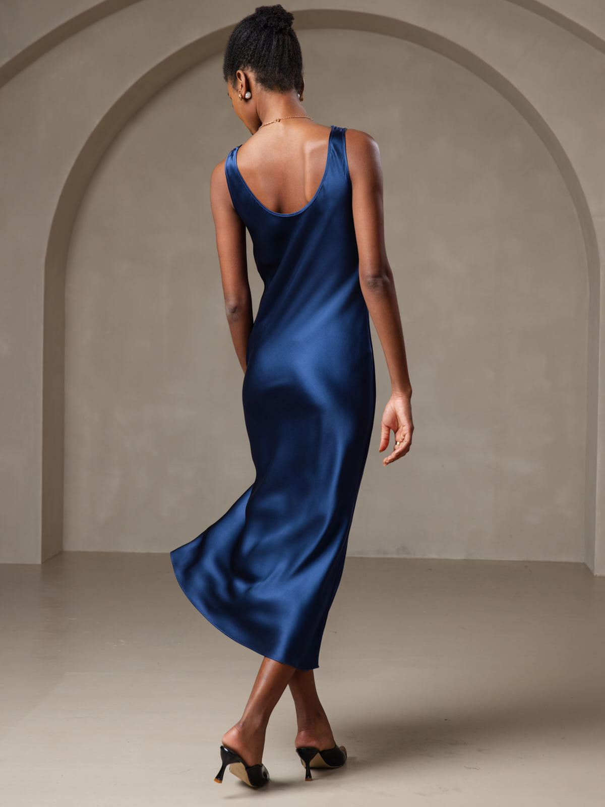 [Dark Blue] SilkSilky-CA Pure Silk Boat Neck Dress 002