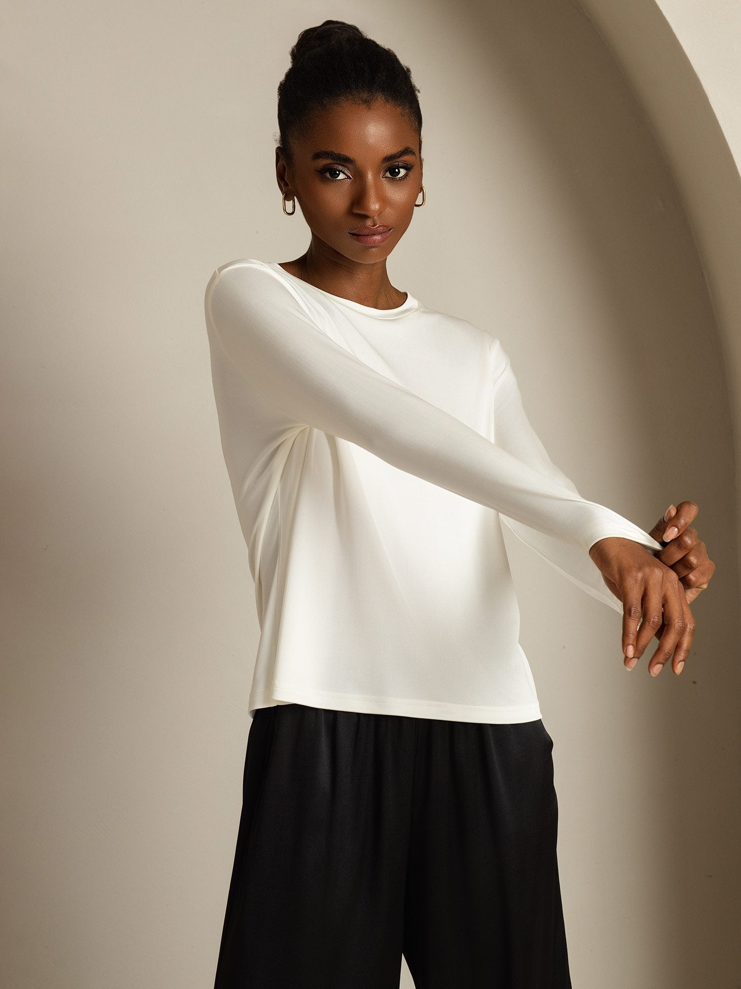 [White] SilkSilky-CA Pure Silk Womens T-Shirt 007,