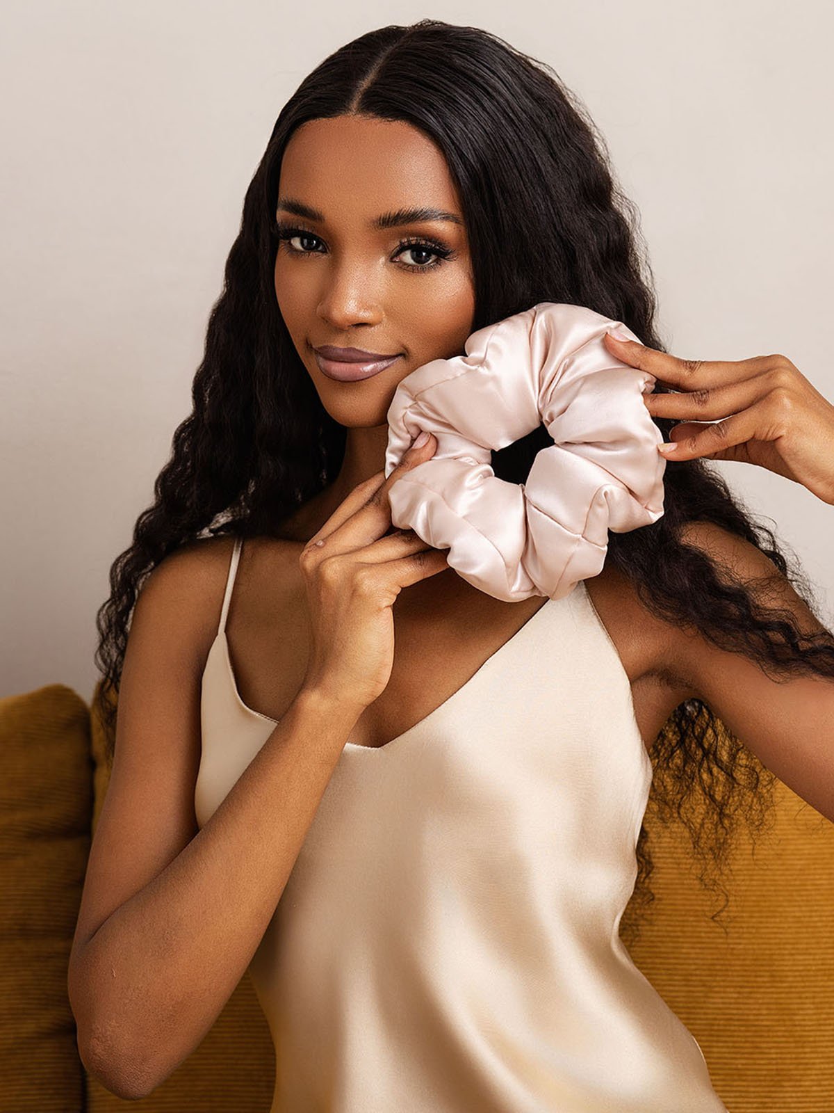 [Pink] SilkSilky-CA Silk Scrunchie 002