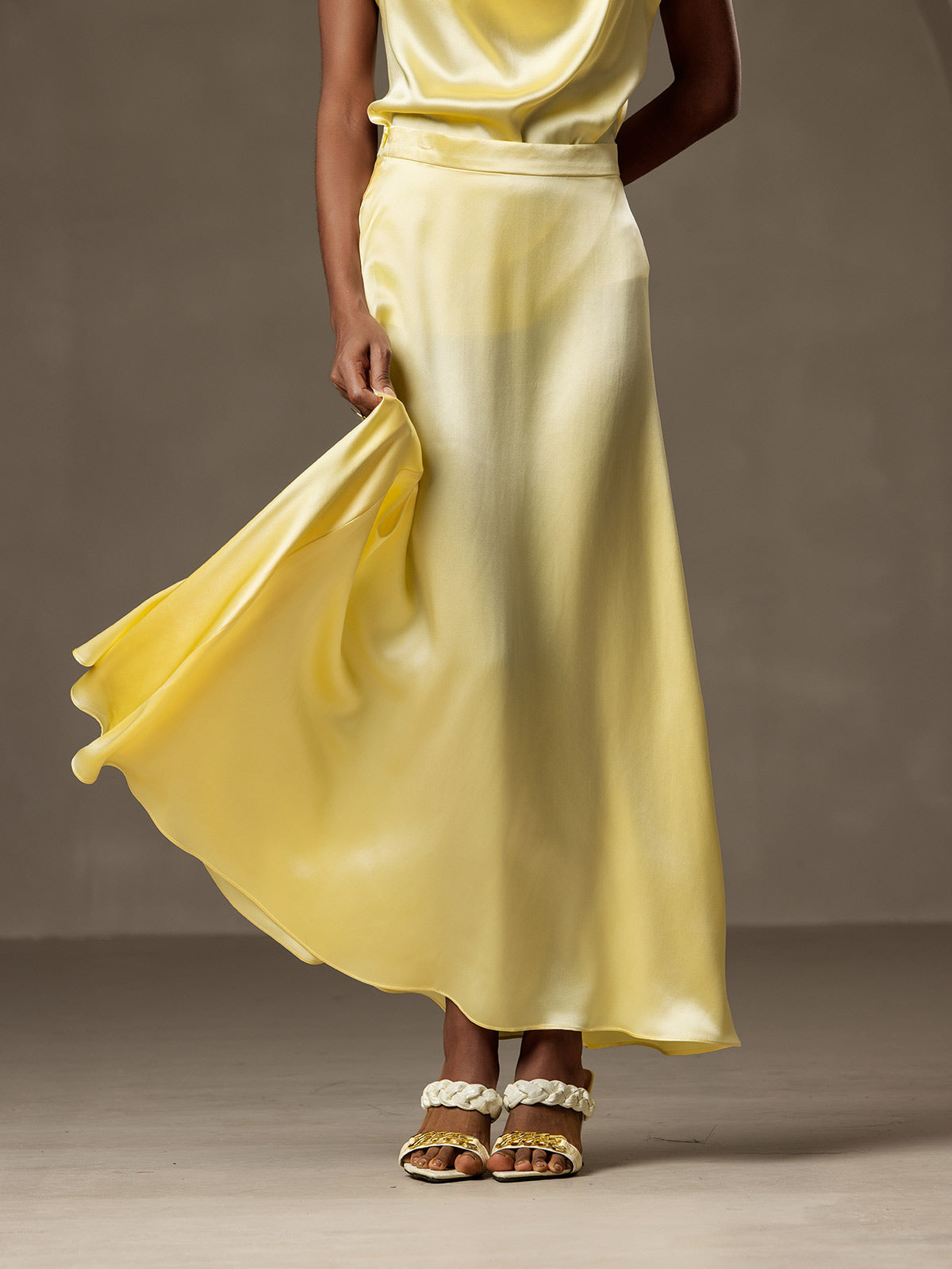 [Light Yellow] SilkSilky-CA 19Momme Silk Skirt 001